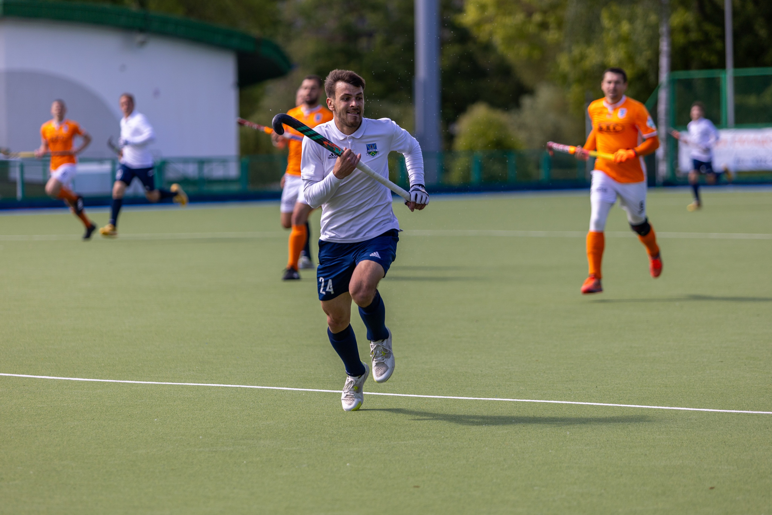 Хоккей на траве. ХК Минск — СК Строитель 12.05.2024. Профессиональный интерьерный и репортажный фотограф Минск и РБ. Максим Орлов