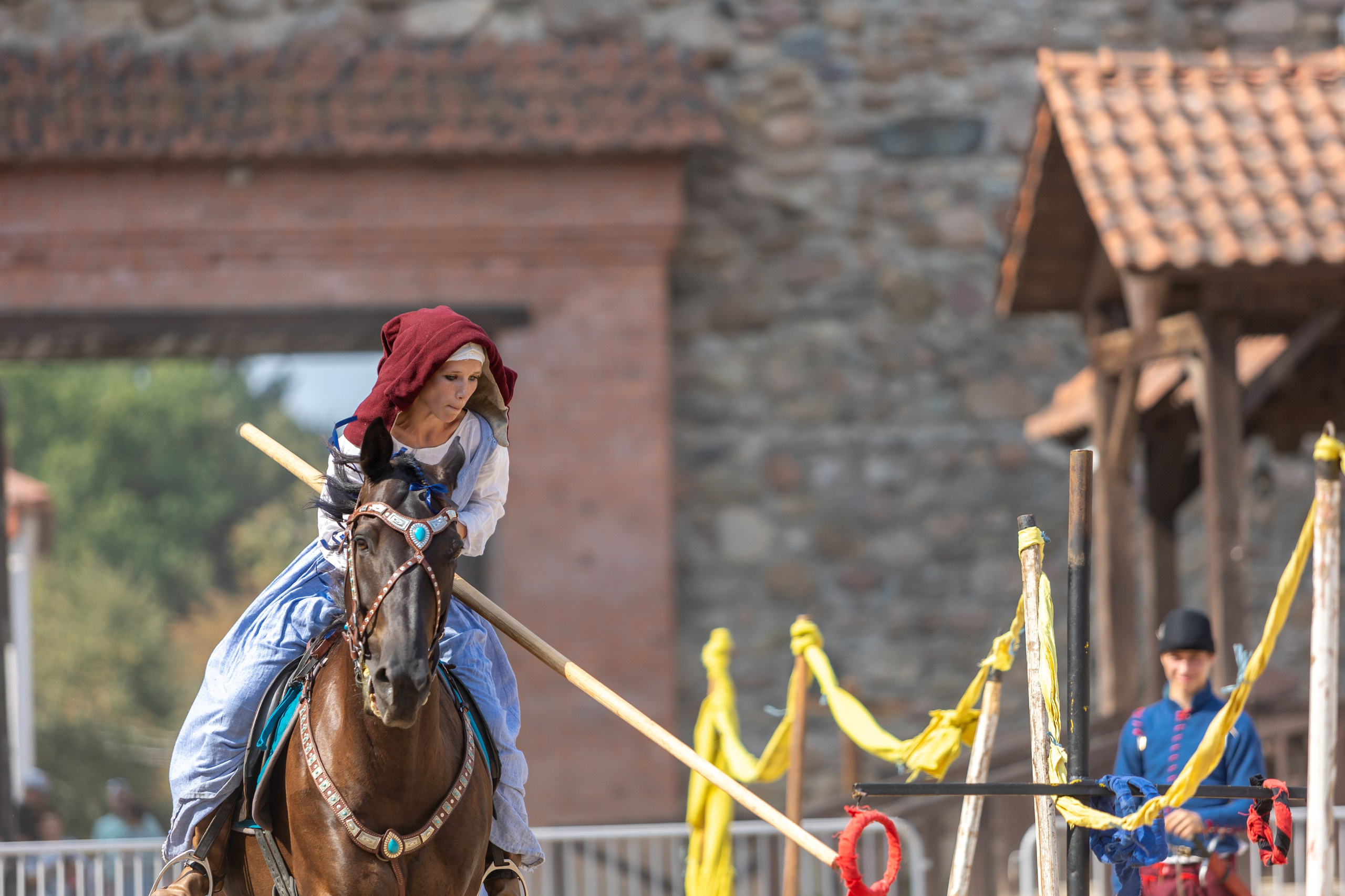 Выступление «Золотой шпоры» на празднике города Лиды. Профессиональный интерьерный и репортажный фотограф Минск и РБ. Максим Орлов