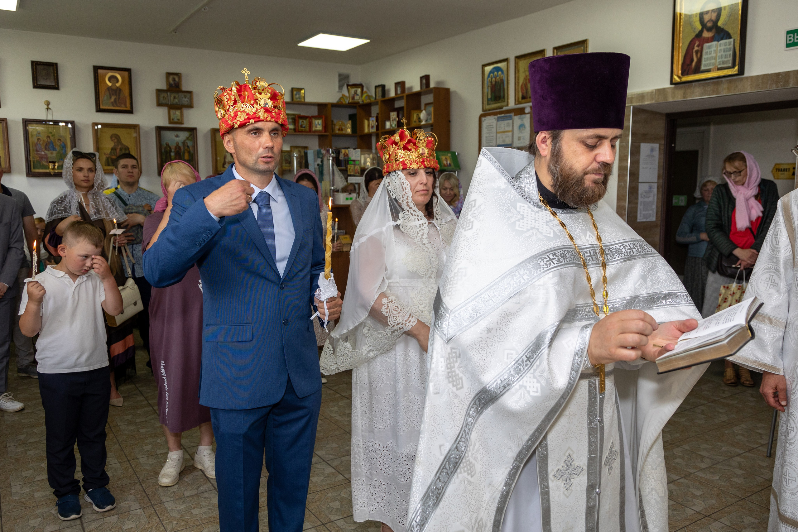 Венчание Михаила и Ольги. Профессиональный интерьерный и репортажный фотограф Минск и РБ. Максим Орлов