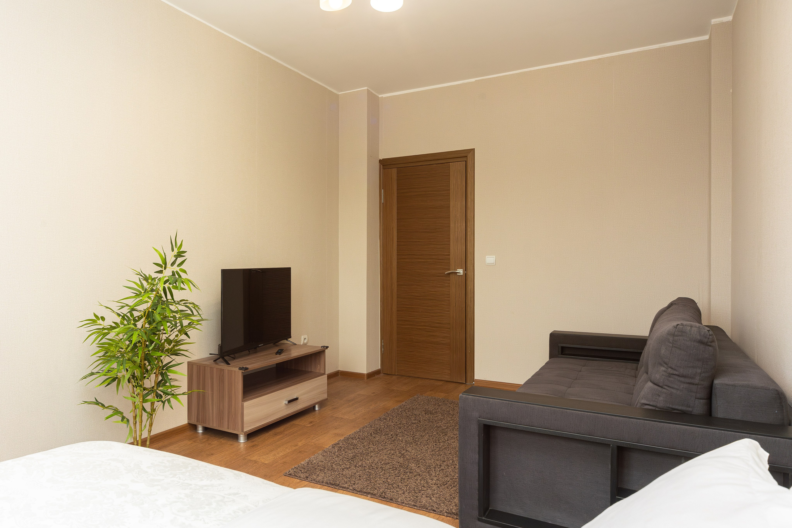 Пр. Победителей 129. Профессиональный интерьерный и репортажный фотограф Минск и РБ. Максим Орлов