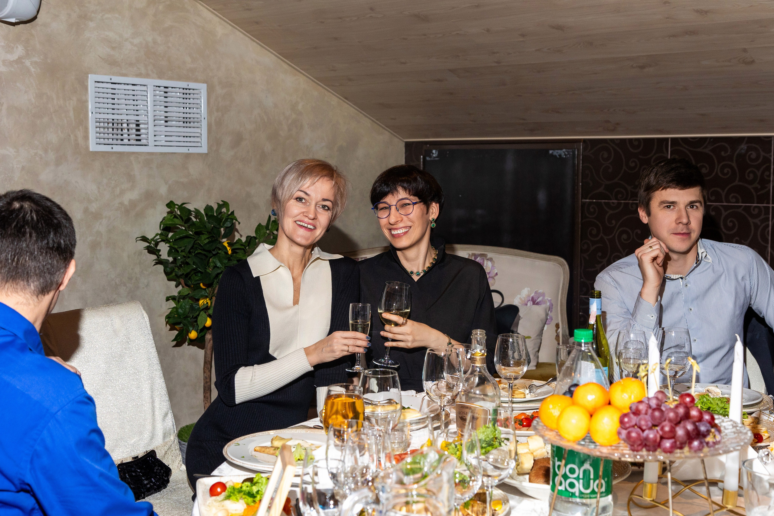 Новогодний корпоратив. Профессиональный интерьерный и репортажный фотограф Минск и РБ. Максим Орлов