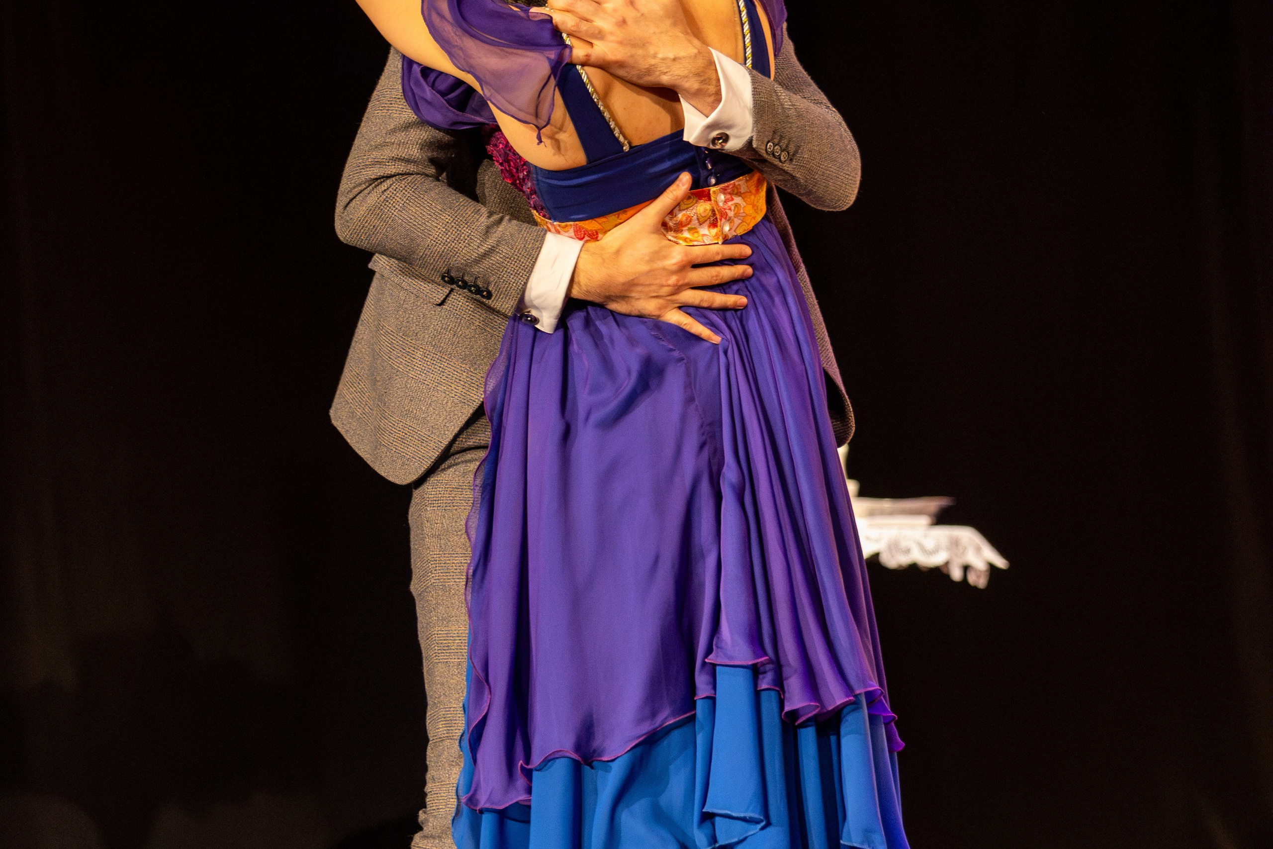 Новый театр «Как важно быть серьезным». Профессиональный интерьерный и репортажный фотограф Минск и РБ. Максим Орлов