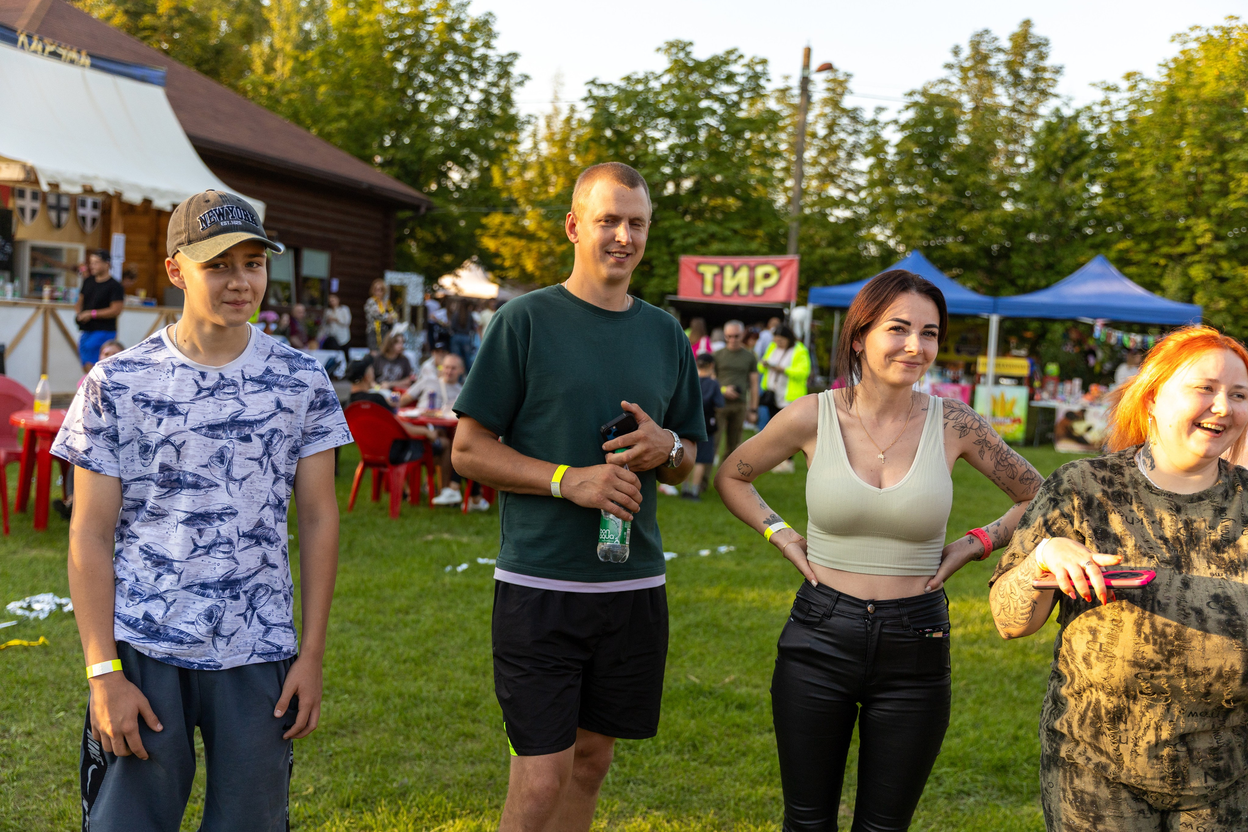 Дискохит. Профессиональный интерьерный и репортажный фотограф Минск и РБ. Максим Орлов