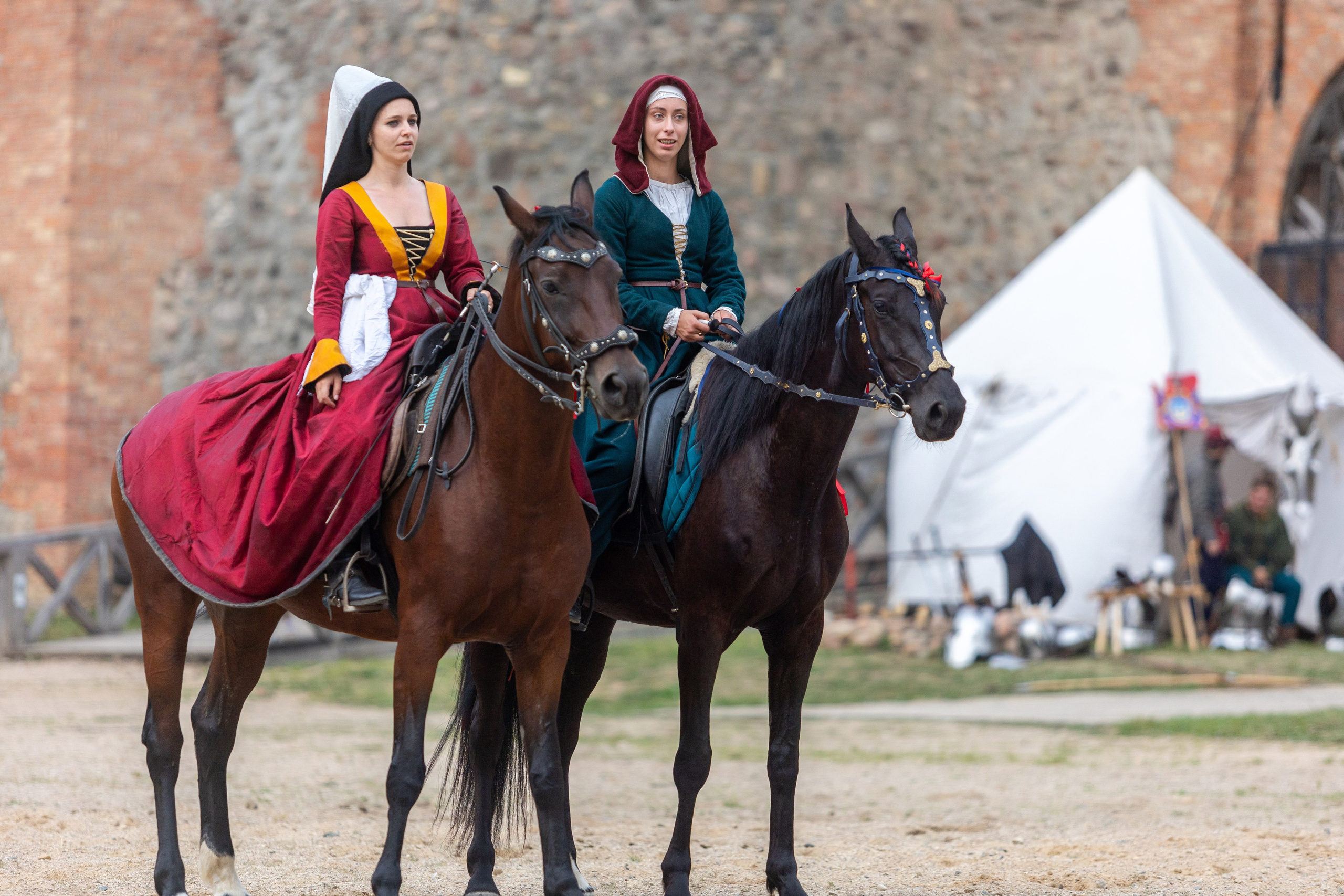 Выступление «Золотой шпоры» на празднике города Лиды. Профессиональный интерьерный и репортажный фотограф Минск и РБ. Максим Орлов