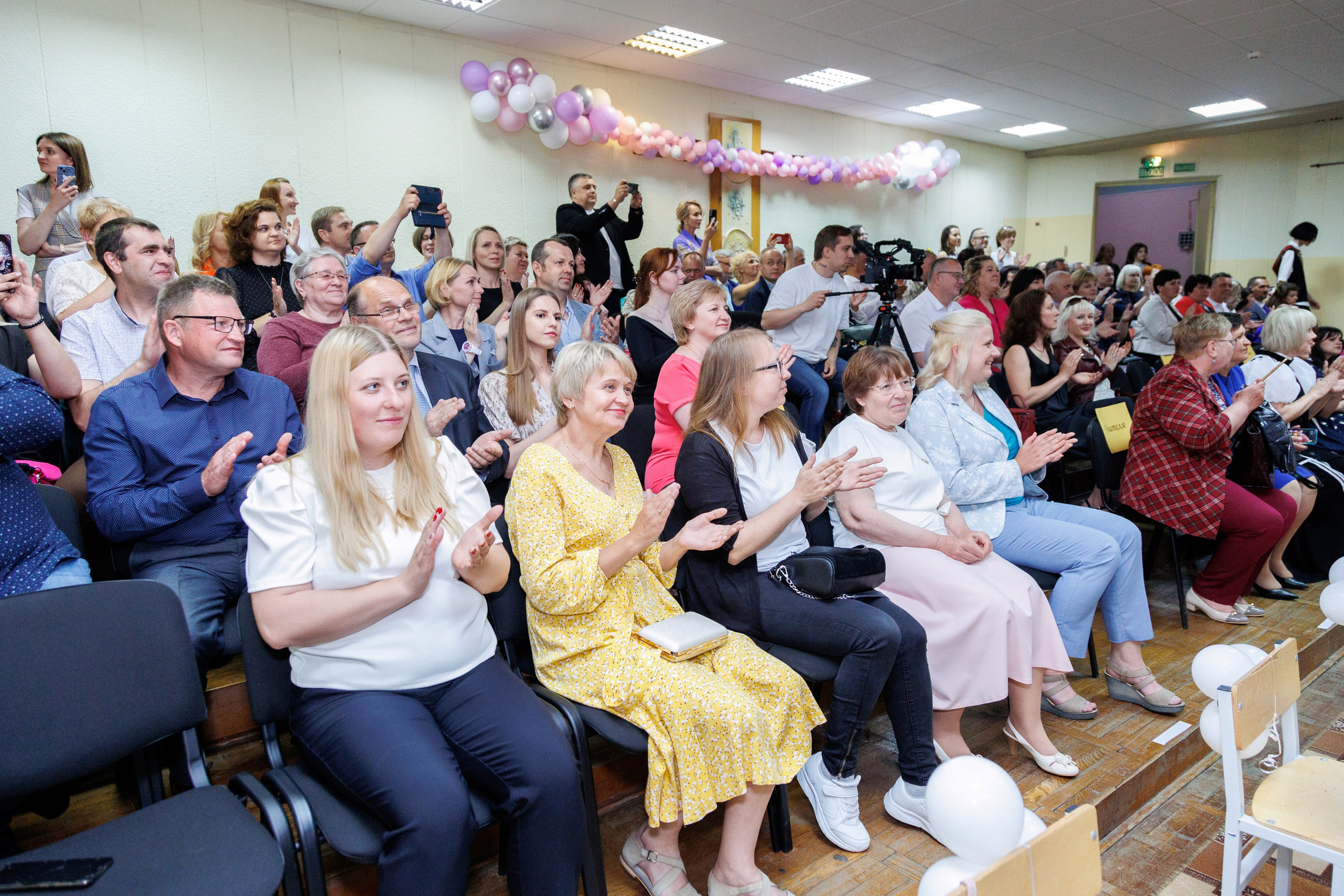 Вручение дипломов Жодино 2023. Профессиональный интерьерный и репортажный фотограф Минск и РБ. Максим Орлов