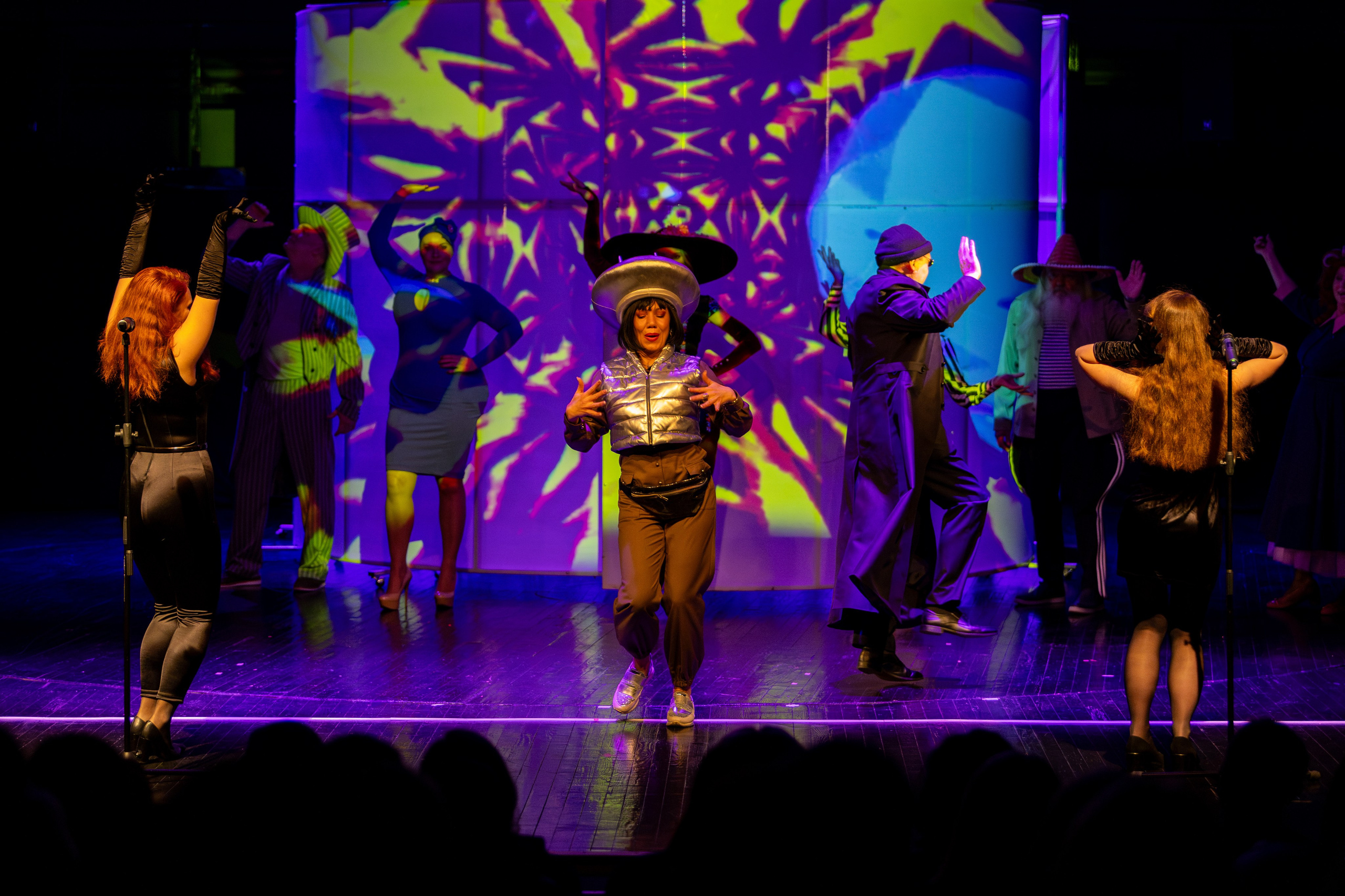 Новый театр «Нобелевская неделя». Профессиональный интерьерный и репортажный фотограф Минск и РБ. Максим Орлов