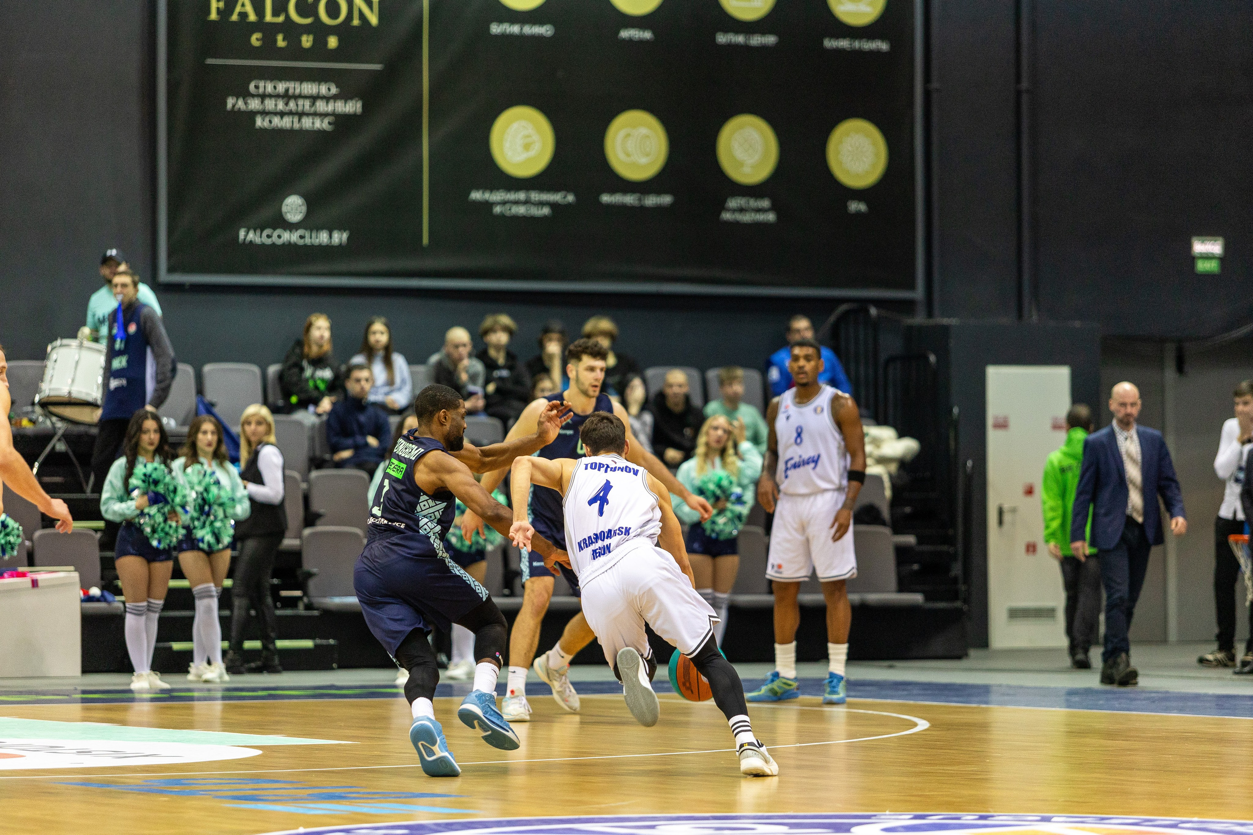Баскетбол. Лучшие кадры. Минск — Енисей. 11.12.2023. Профессиональный интерьерный и репортажный фотограф Минск и РБ. Максим Орлов