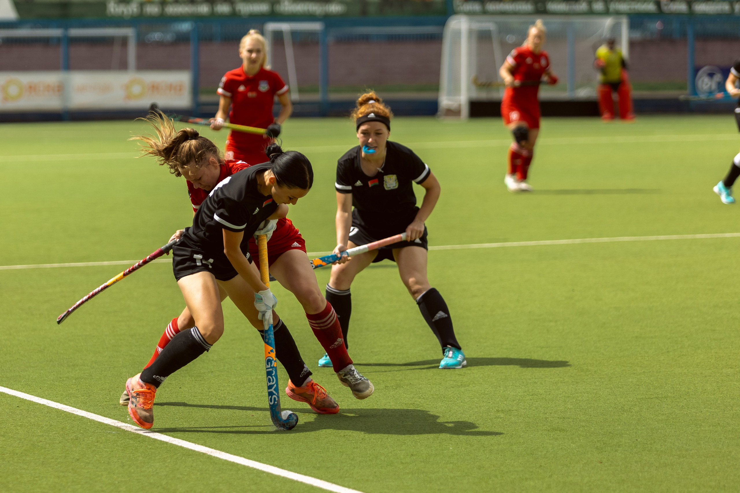 Хоккей на траве. Девушки. Минск — Виктория. 16.06.2024. Профессиональный интерьерный и репортажный фотограф Минск и РБ. Максим Орлов