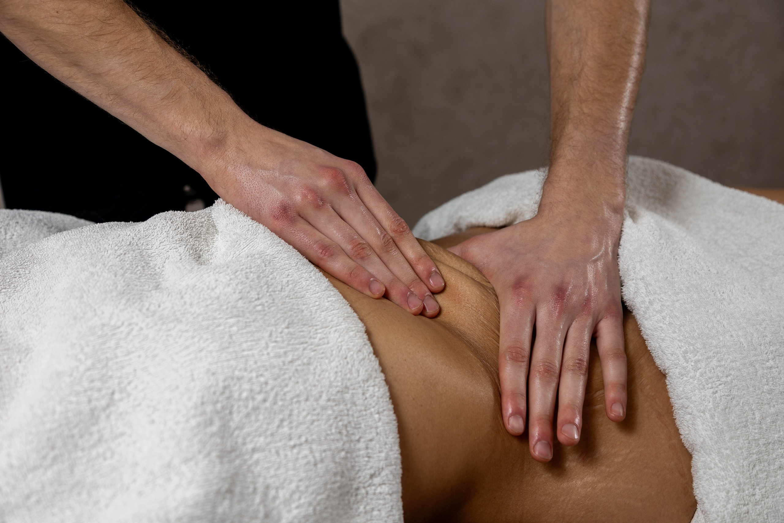 Реклама салона красоты «Манго». Профессиональный интерьерный и репортажный фотограф Минск и РБ. Максим Орлов