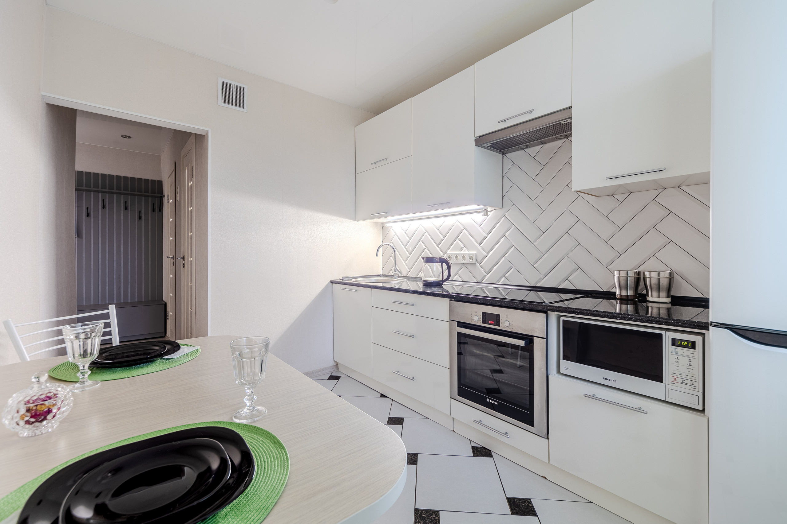 Пр. Пушкина 81. Эконом вариант. Профессиональный интерьерный и репортажный фотограф Минск и РБ. Максим Орлов