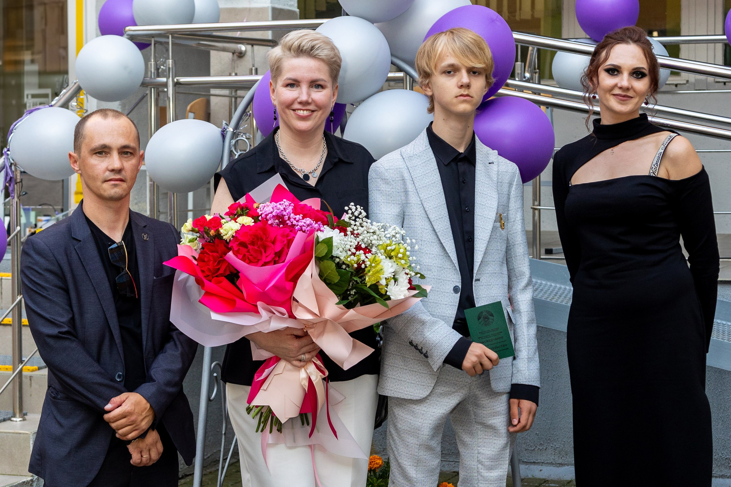 Выпускной 9 классов. 36 школа г. Минска. Профессиональный интерьерный и репортажный фотограф Минск и РБ. Максим Орлов