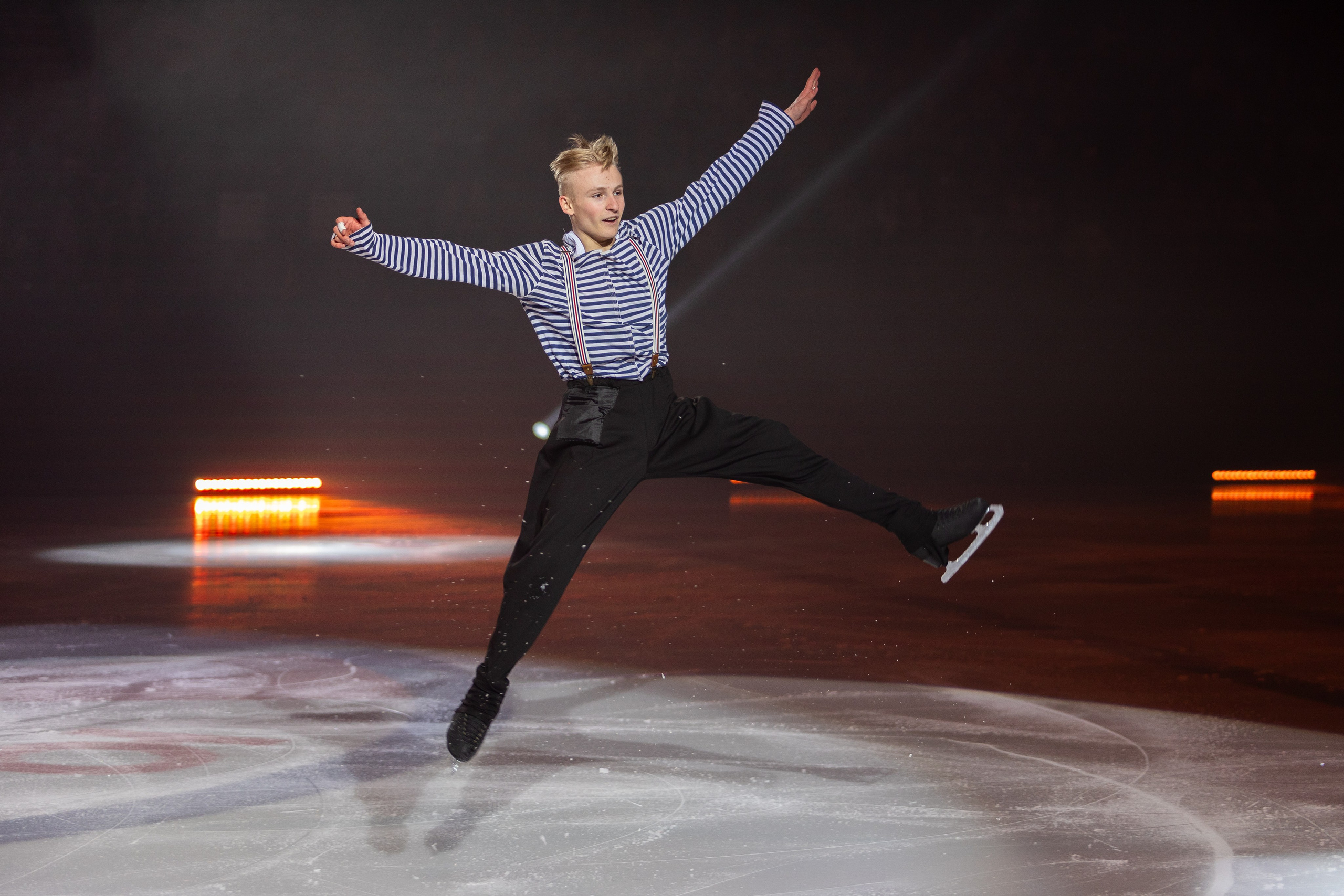 Ледовое шоу Ильи Авербуха 30.03.2024. Профессиональный интерьерный и репортажный фотограф Минск и РБ. Максим Орлов