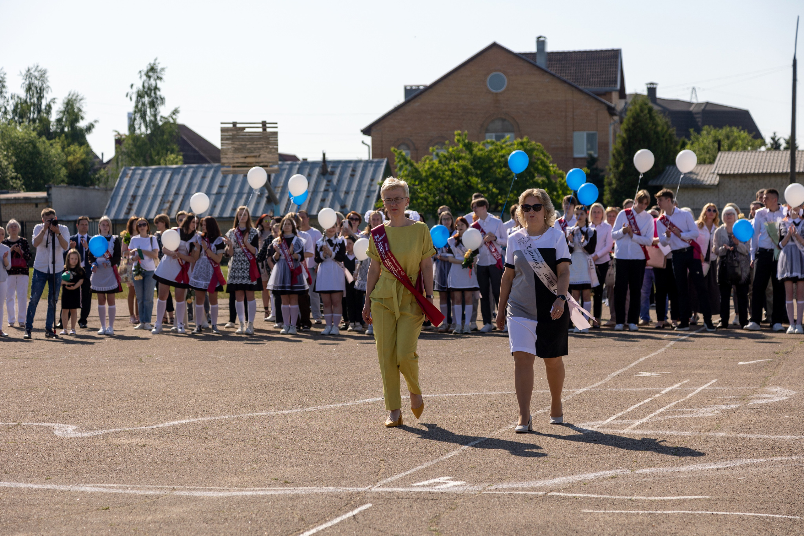 Выпускной в Жодино 2023. Профессиональный интерьерный и репортажный фотограф Минск и РБ. Максим Орлов