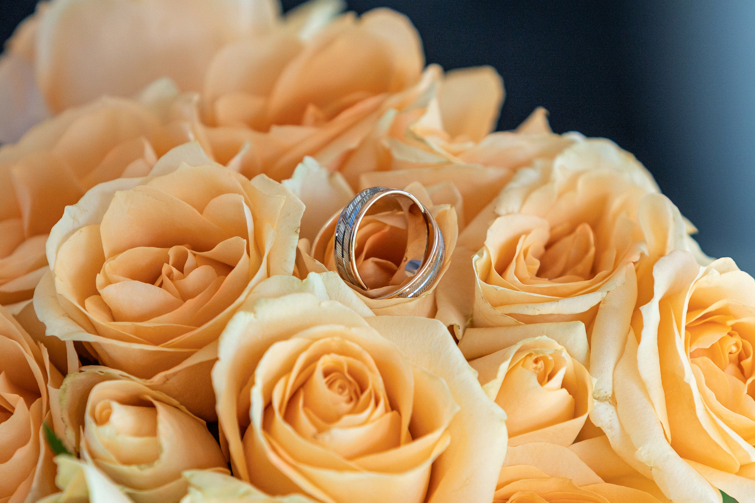 Свадебная фотосессия Владимира и Карины. Профессиональный интерьерный и репортажный фотограф Минск и РБ. Максим Орлов