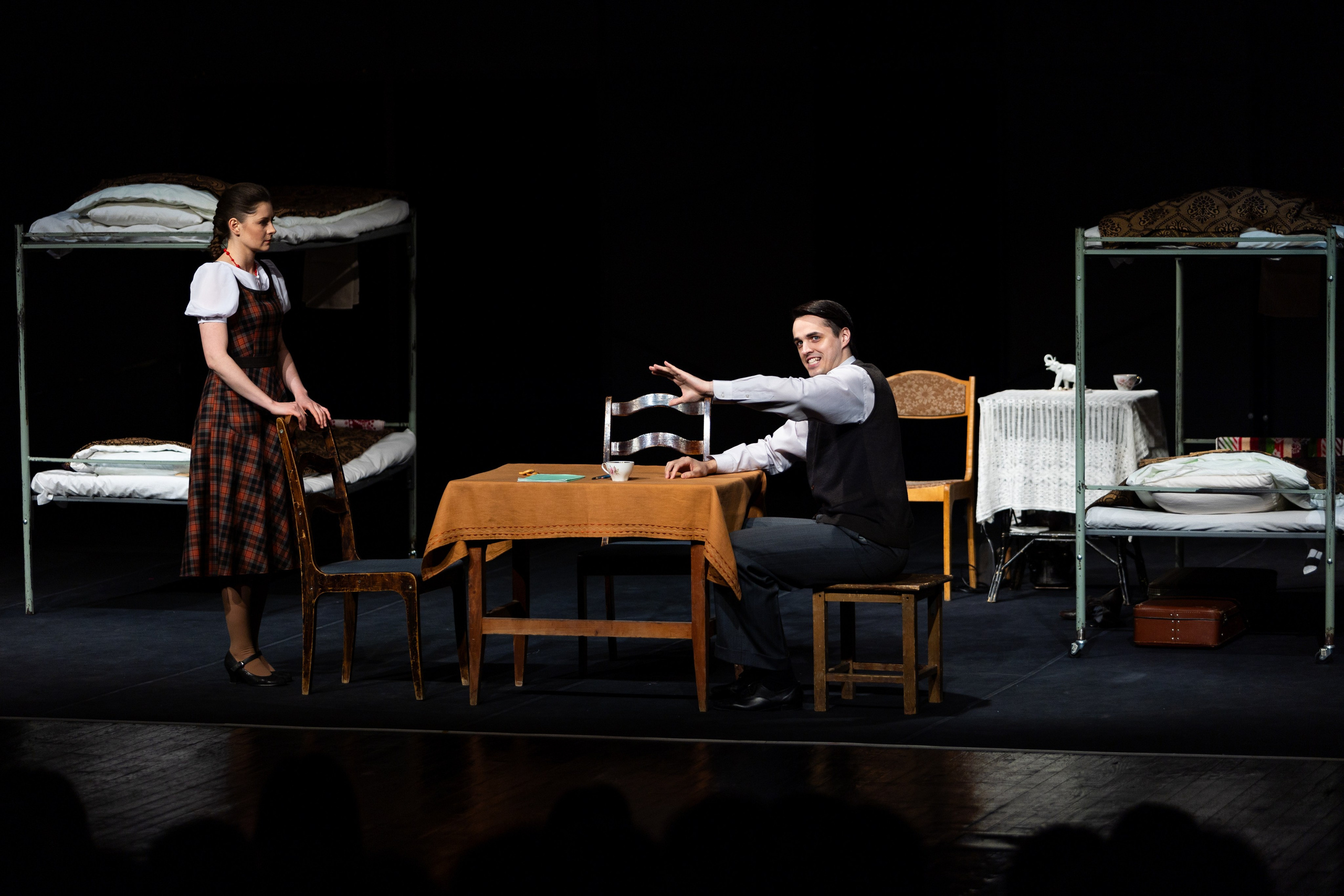 Новый театр «Фабричная девчонка». Профессиональный интерьерный и репортажный фотограф Минск и РБ. Максим Орлов