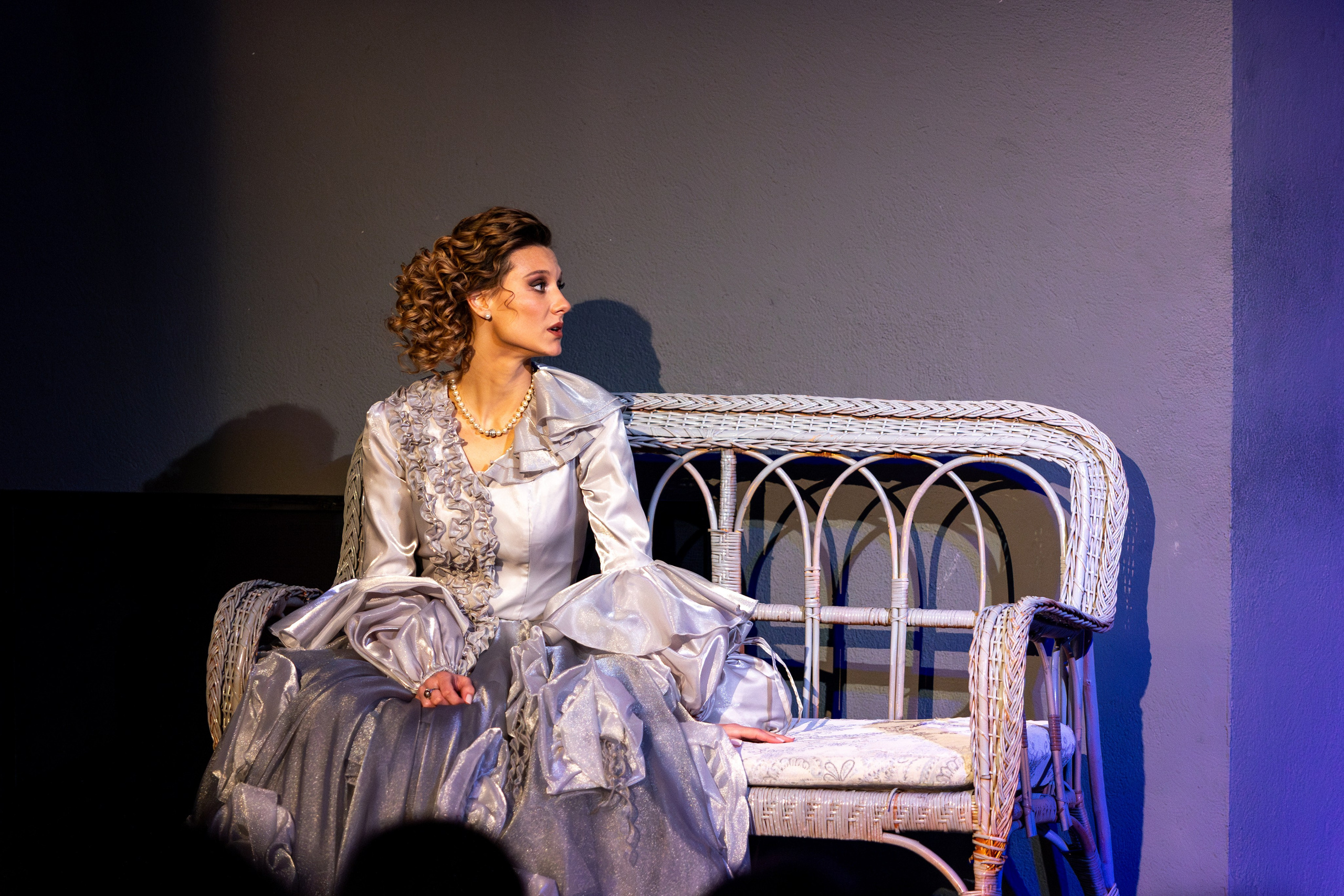 Новый театр «Я вещь». Профессиональный интерьерный и репортажный фотограф Минск и РБ. Максим Орлов