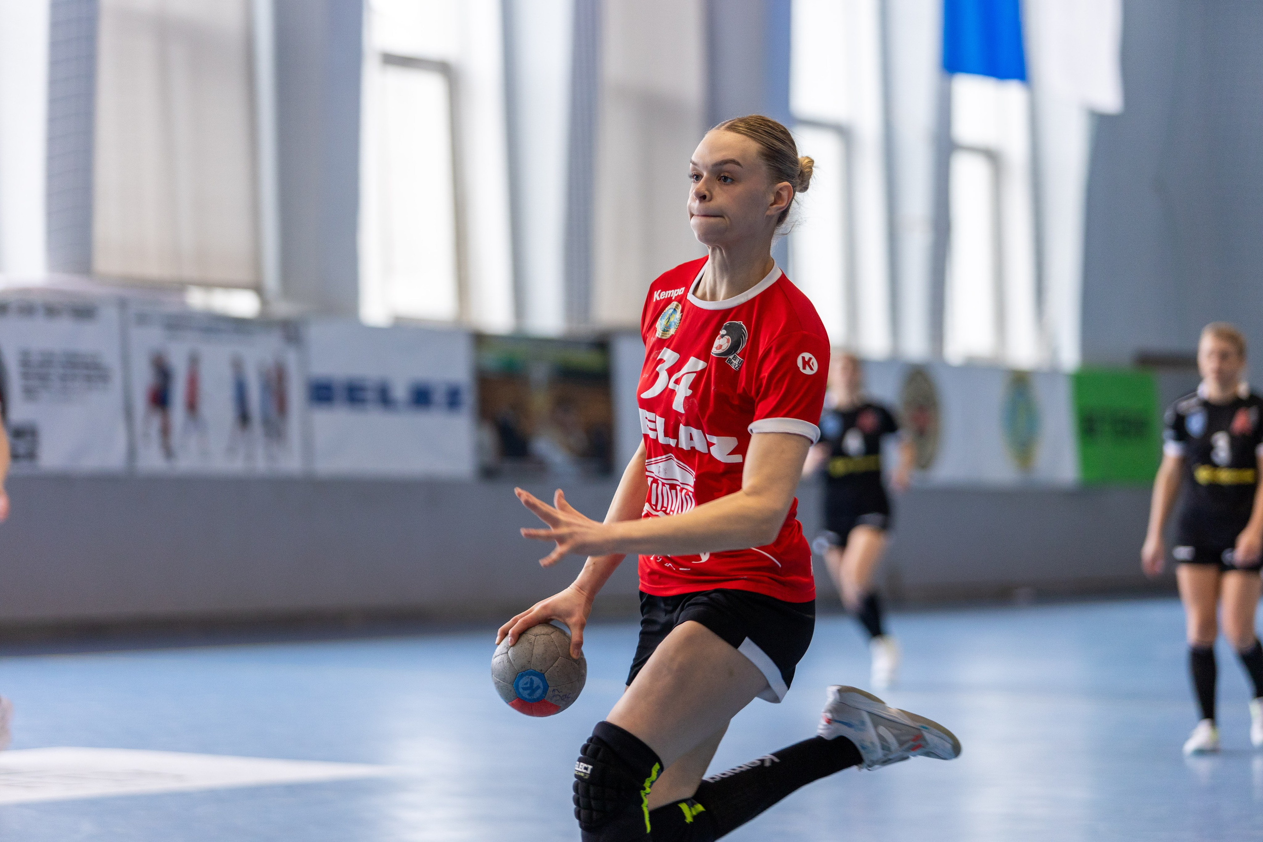 Гандбол. БНТУ — Березина. Профессиональный интерьерный и репортажный фотограф Минск и РБ. Максим Орлов