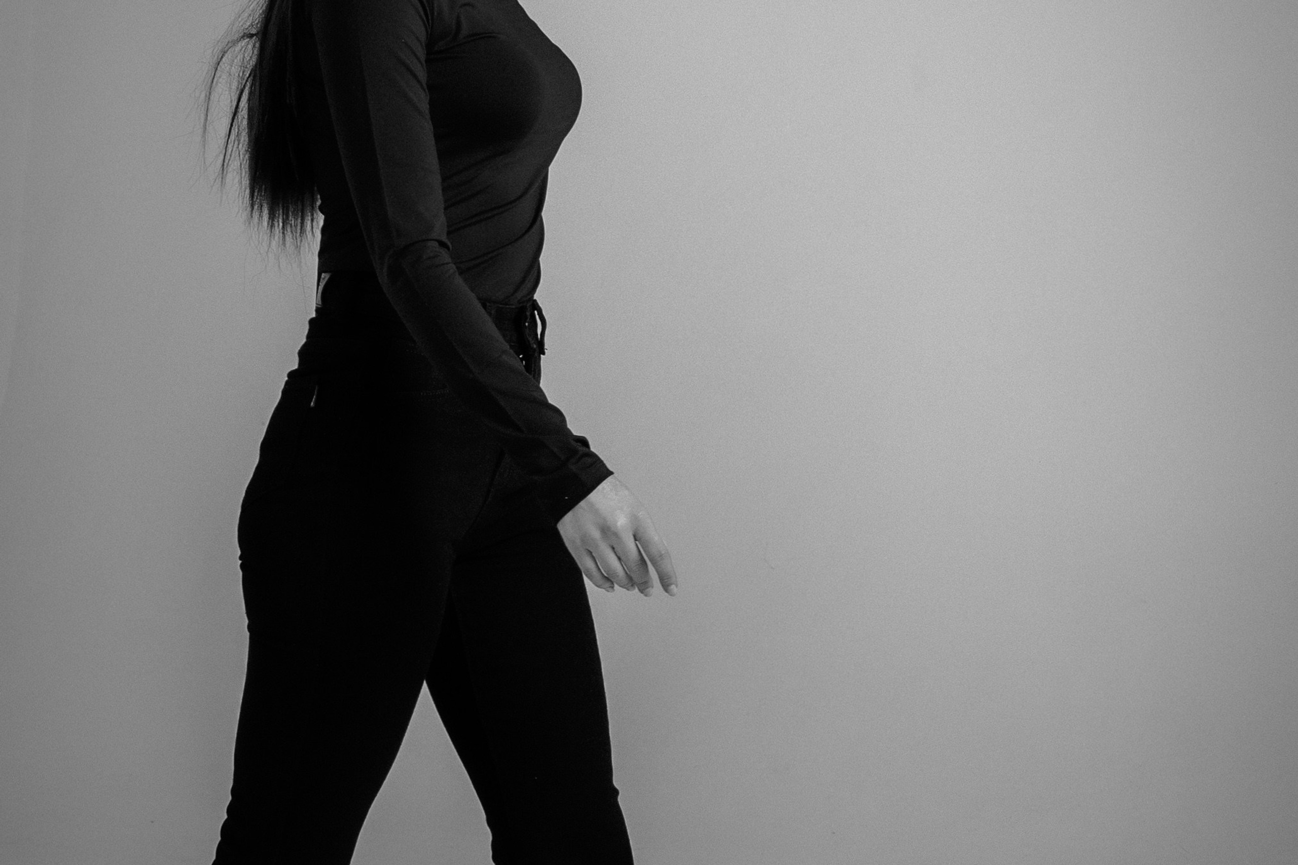 Настя (студийная на циклораме). Профессиональный интерьерный и репортажный фотограф Минск и РБ. Максим Орлов