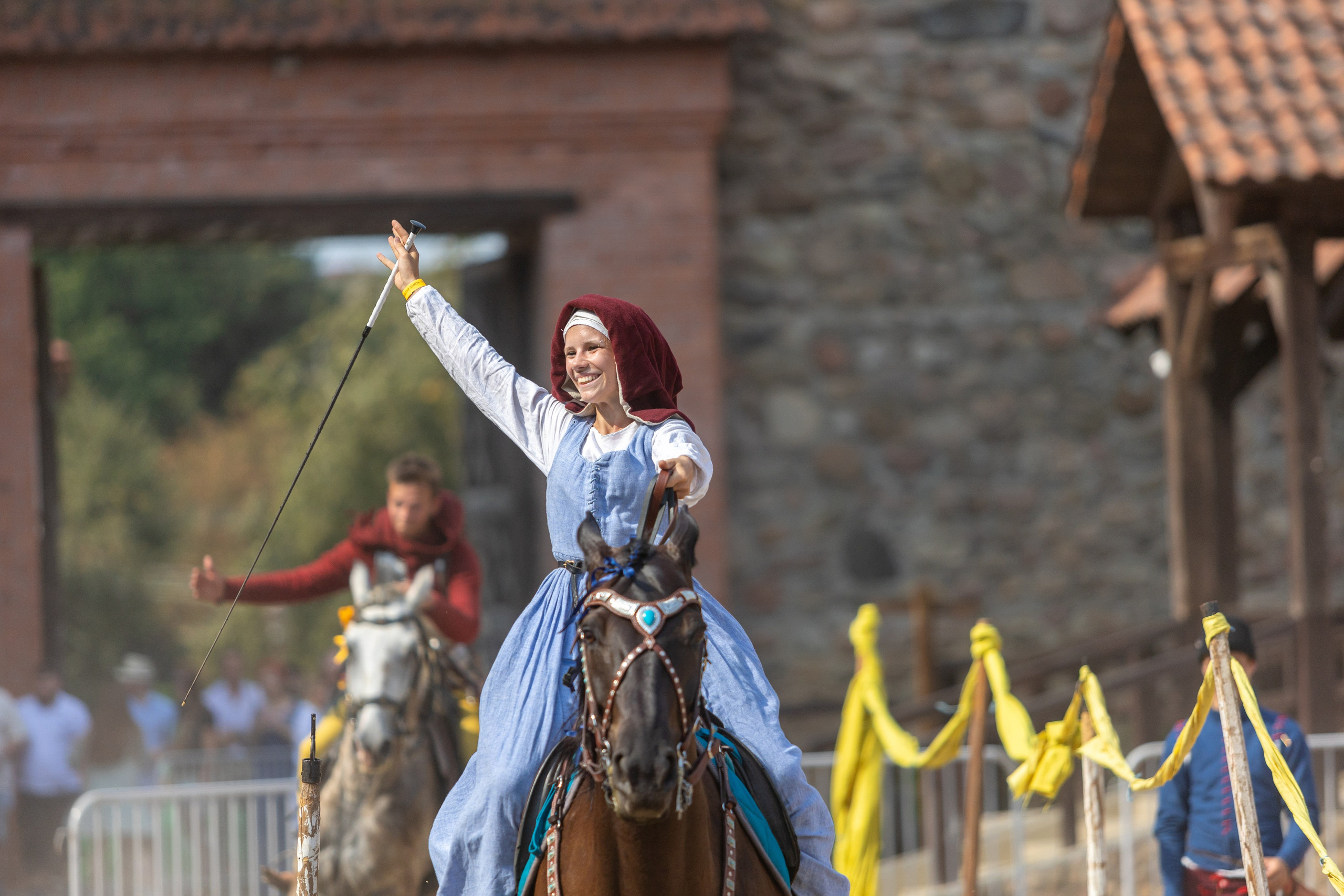 Выступление «Золотой шпоры» на празднике города Лиды. Профессиональный интерьерный и репортажный фотограф Минск и РБ. Максим Орлов