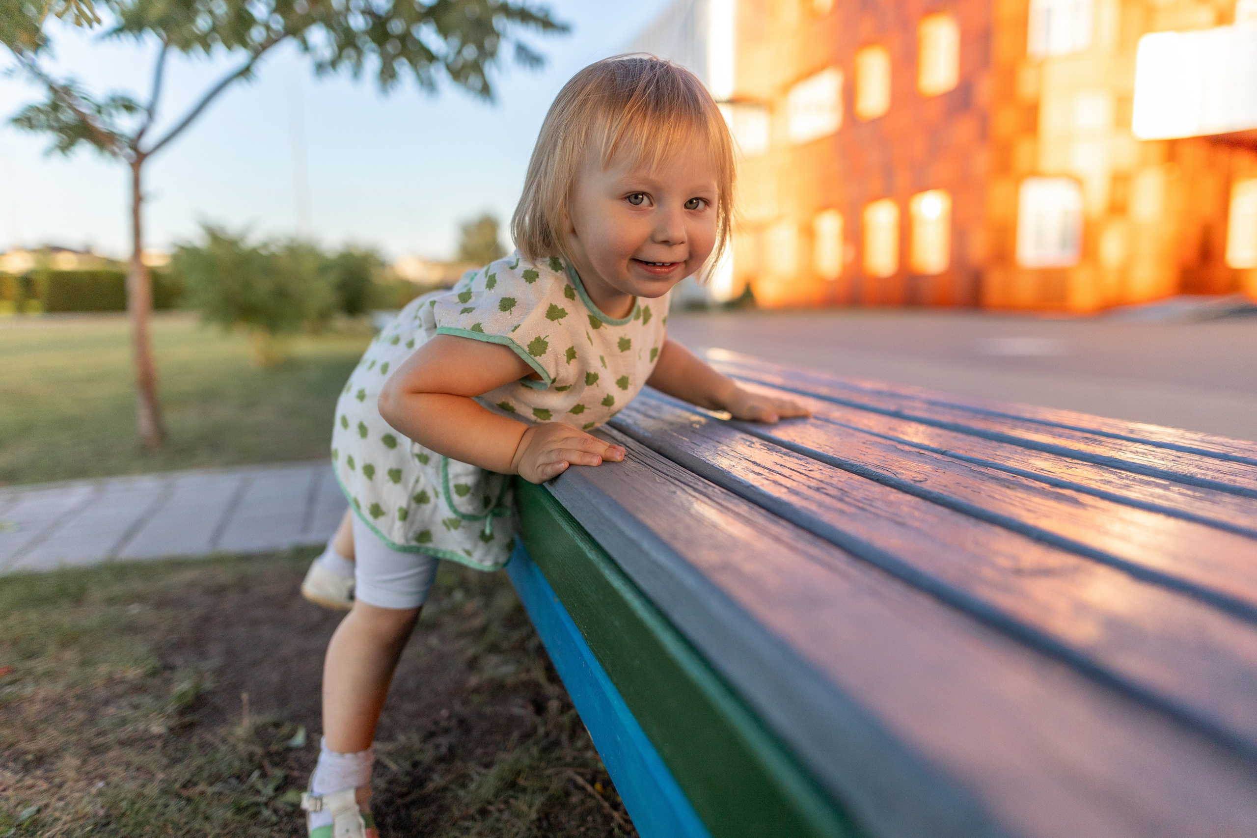 Детская живая фотосессия. Профессиональный интерьерный и репортажный фотограф Минск и РБ. Максим Орлов