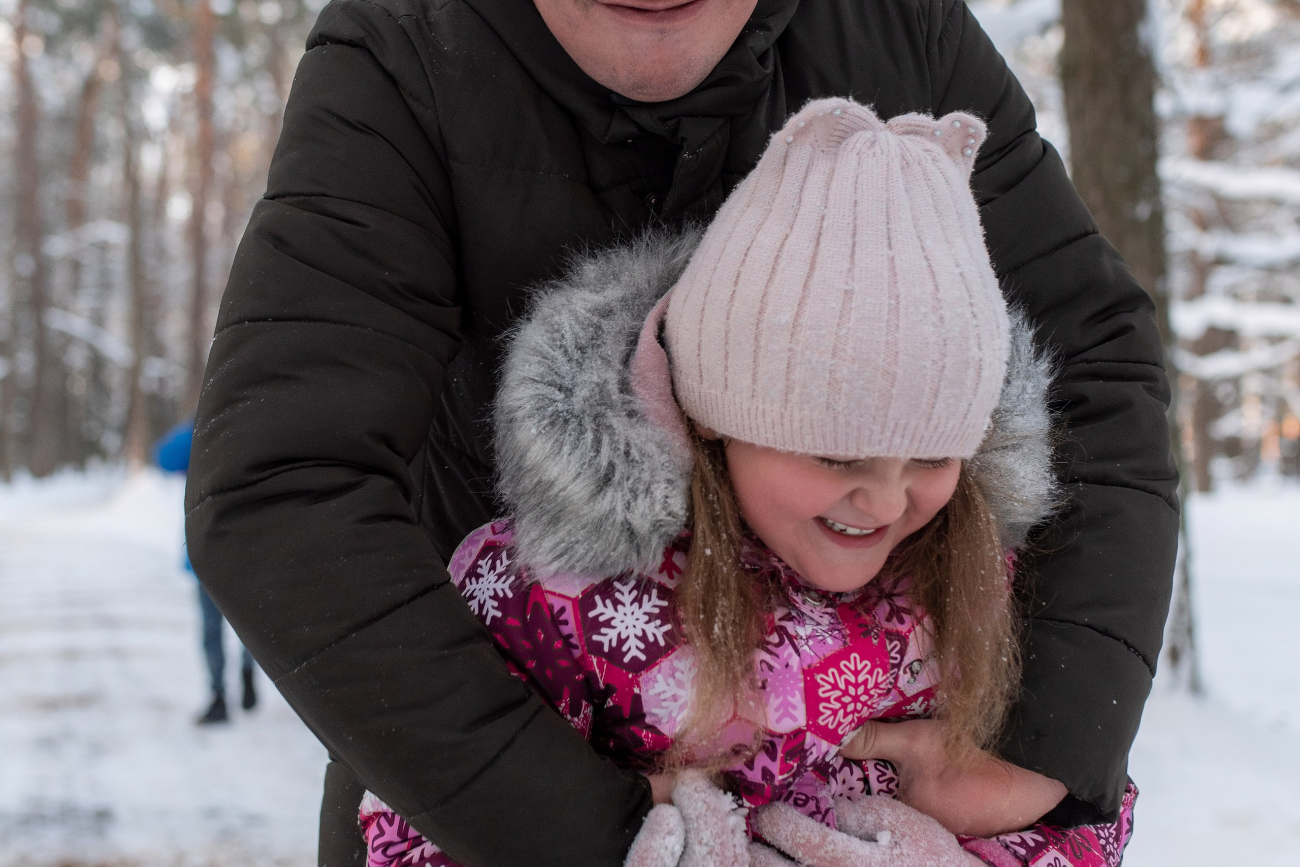 Сергей с семьей (в парке). Профессиональный интерьерный и репортажный фотограф Минск и РБ. Максим Орлов