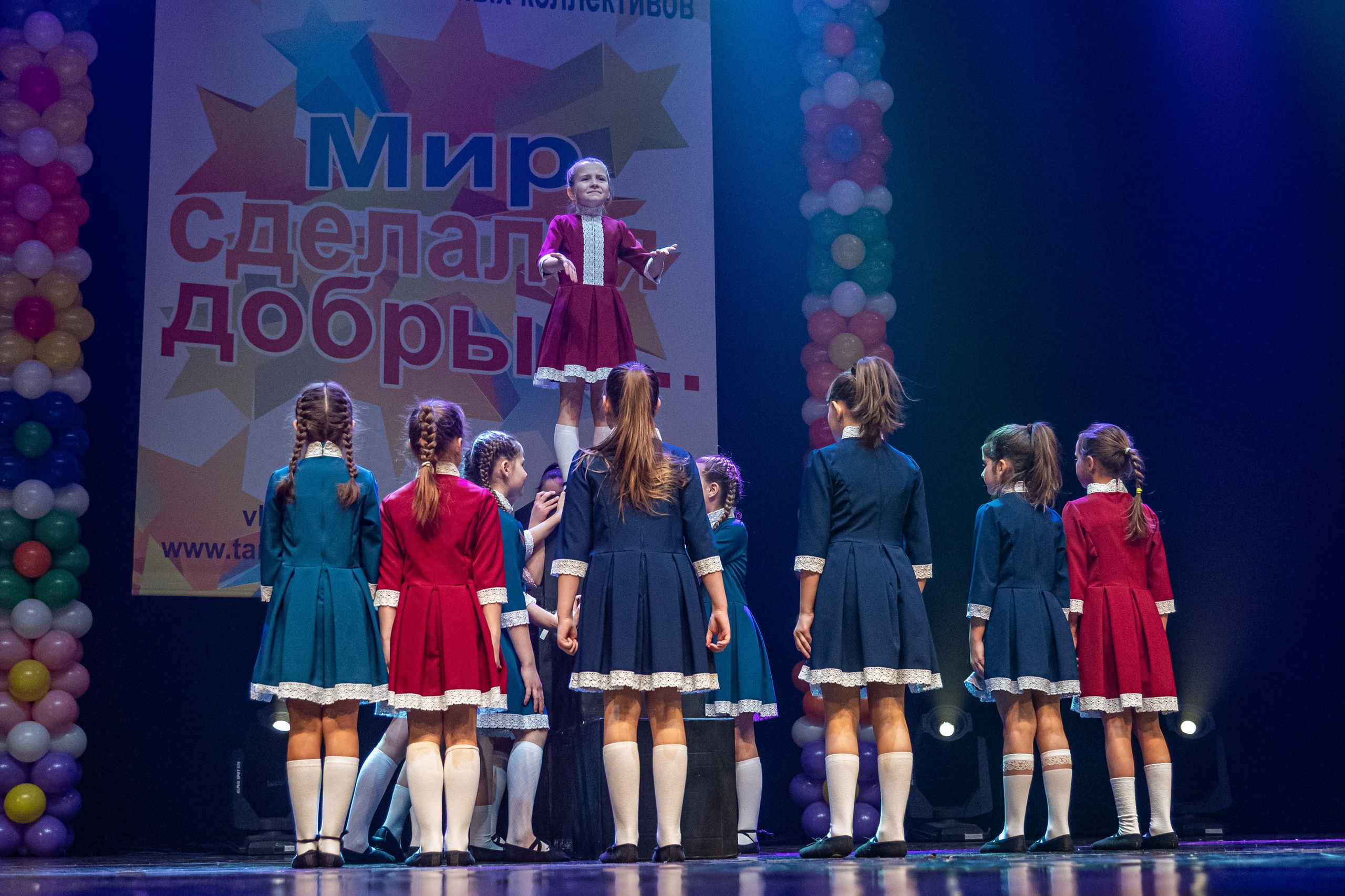 Фестиваль детских танцевальных коллективов. Профессиональный интерьерный и репортажный фотограф Минск и РБ. Максим Орлов