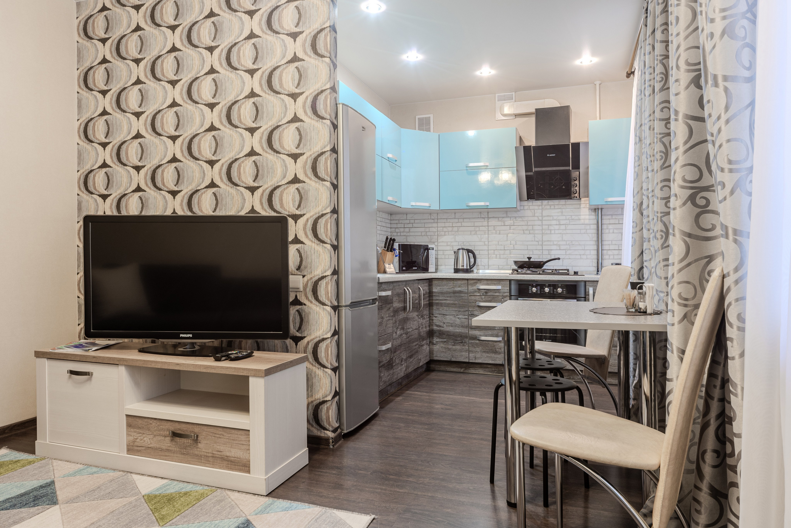 Пр. Независимости 52. Профессиональный интерьерный и репортажный фотограф Минск и РБ. Максим Орлов