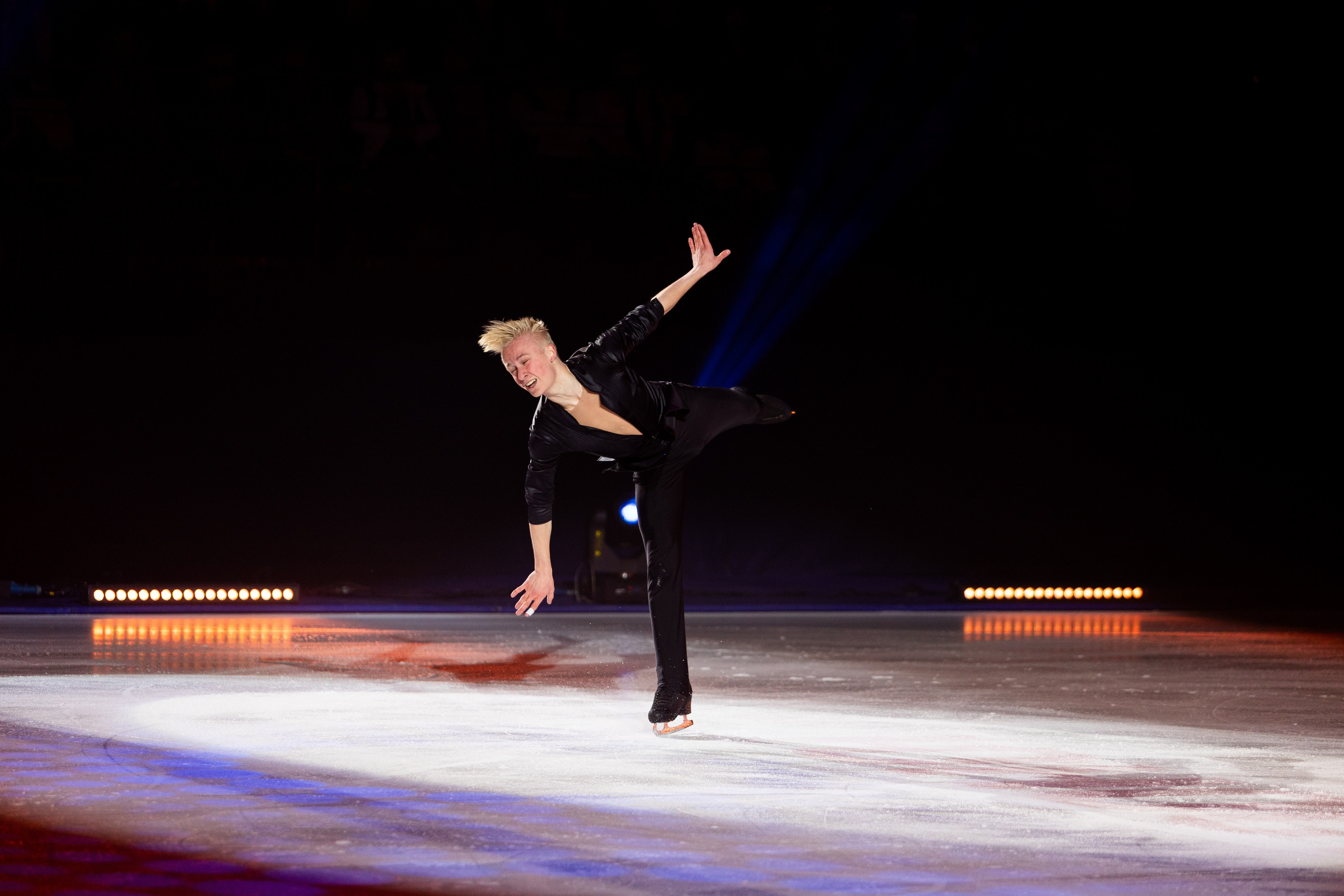 Ледовое шоу Ильи Авербуха 30.03.2024. Профессиональный интерьерный и репортажный фотограф Минск и РБ. Максим Орлов