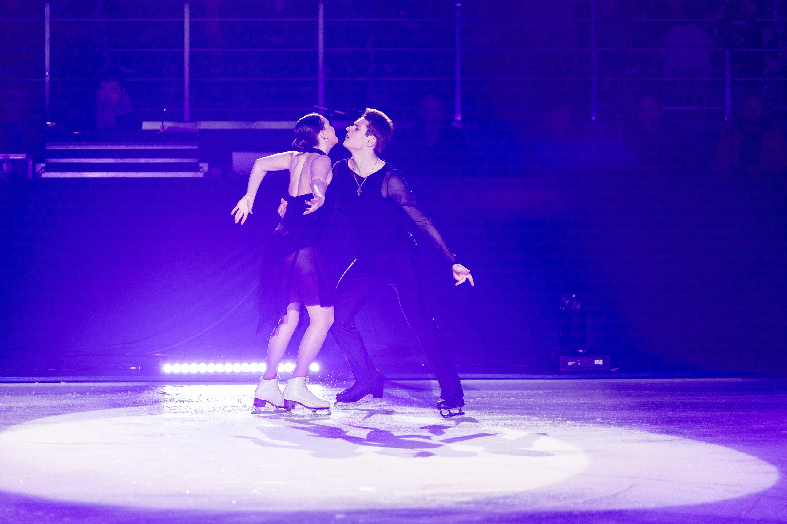 Ледовое шоу Ильи Авербуха 30.03.2024. Профессиональный интерьерный и репортажный фотограф Минск и РБ. Максим Орлов