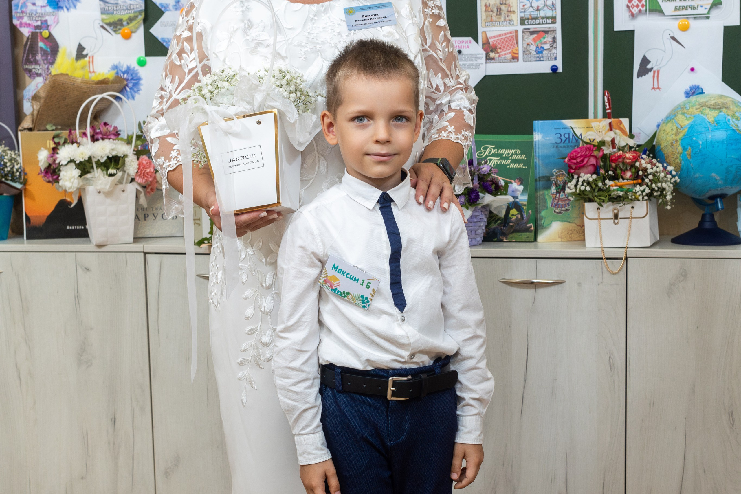 Линейка 1-го сентября. Профессиональный интерьерный и репортажный фотограф Минск и РБ. Максим Орлов