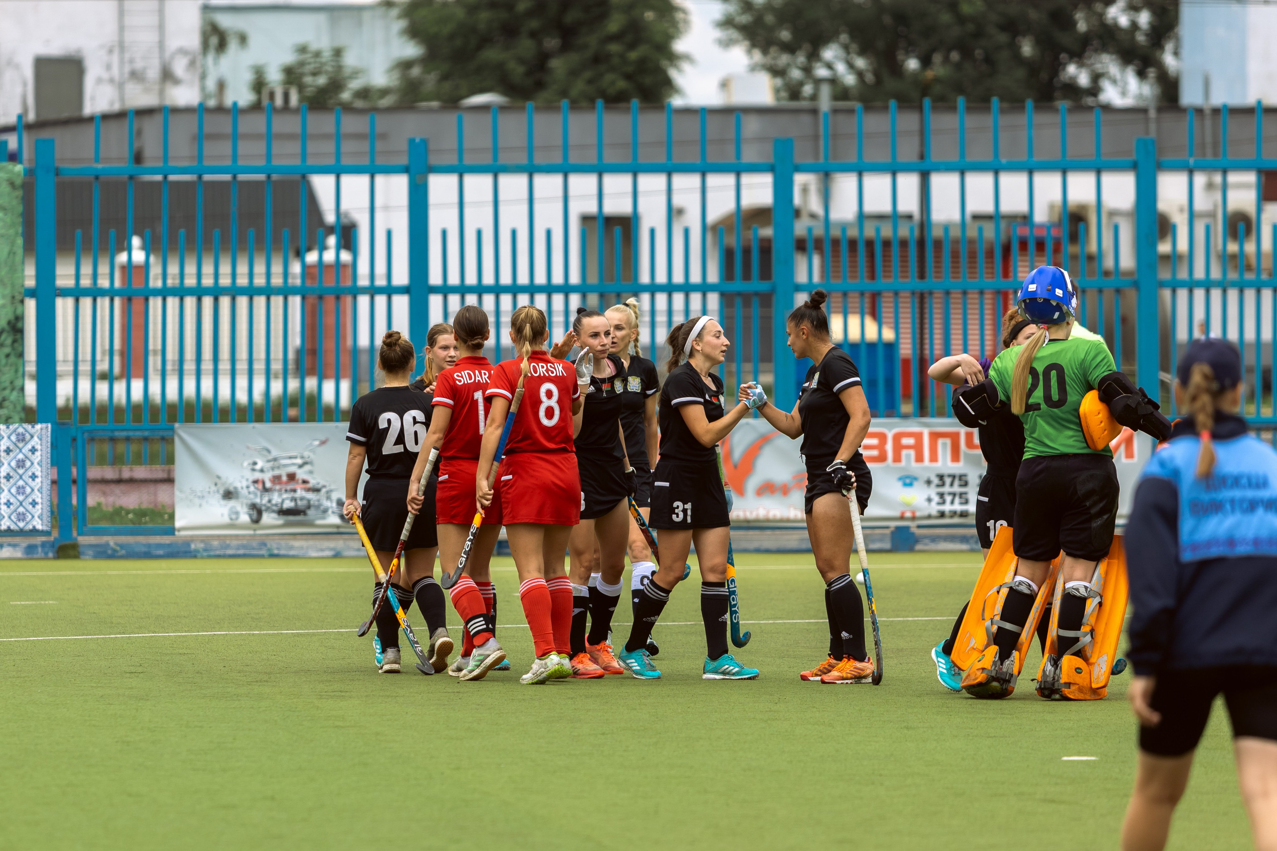 Хоккей на траве. Девушки. Минск — Виктория. 16.06.2024. Профессиональный интерьерный и репортажный фотограф Минск и РБ. Максим Орлов