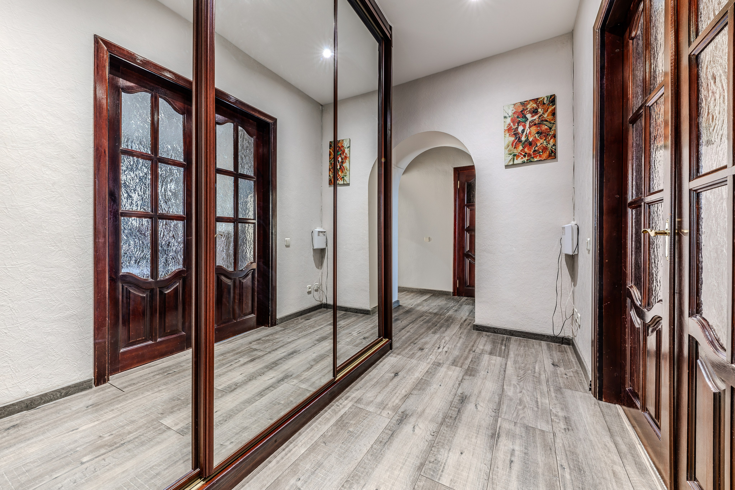 Пр. Независимости 23. Профессиональный интерьерный и репортажный фотограф Минск и РБ. Максим Орлов