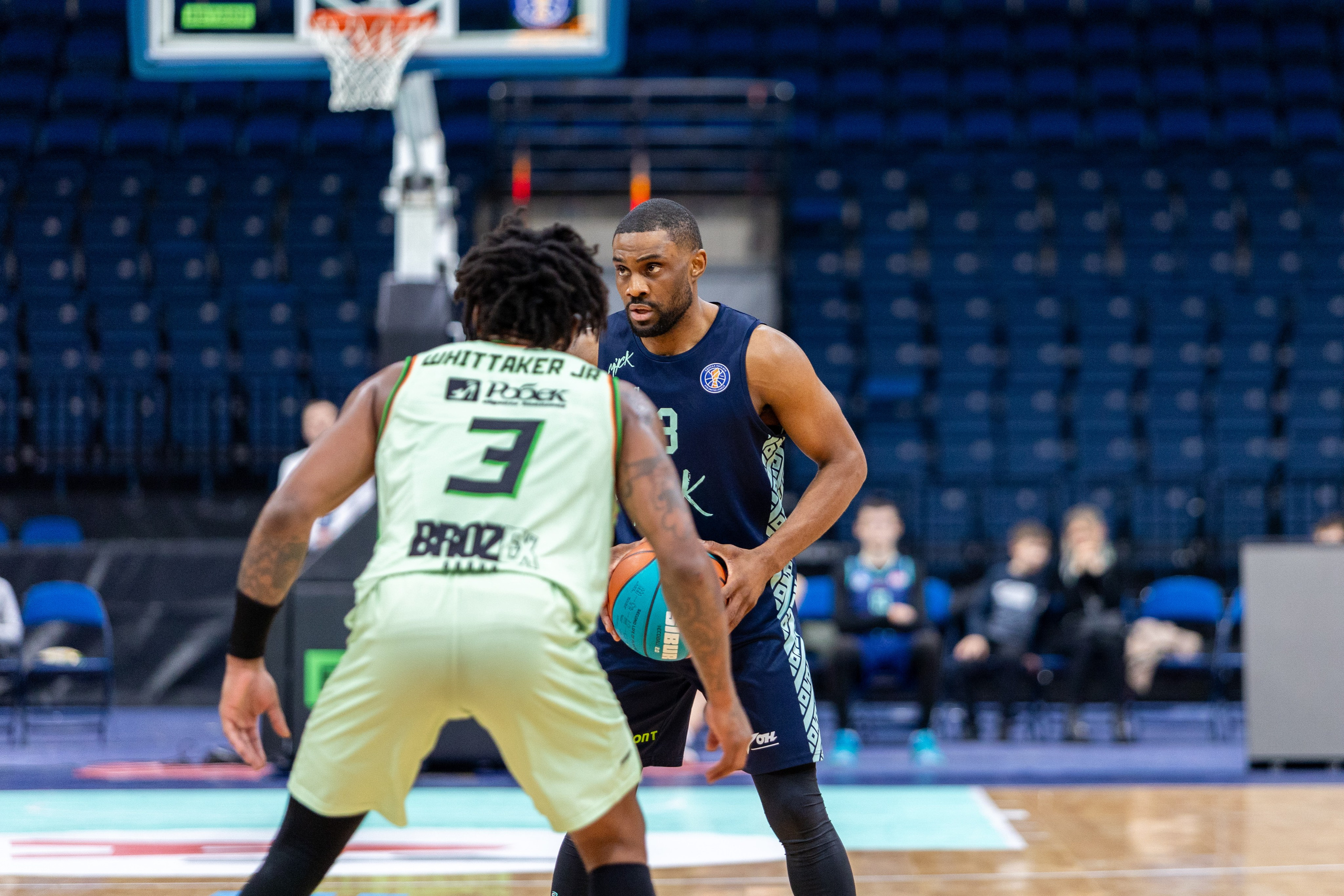 Баскетбол. Лучшие кадры. Минск — Уралмаш 13.02.2024. Профессиональный интерьерный и репортажный фотограф Минск и РБ. Максим Орлов