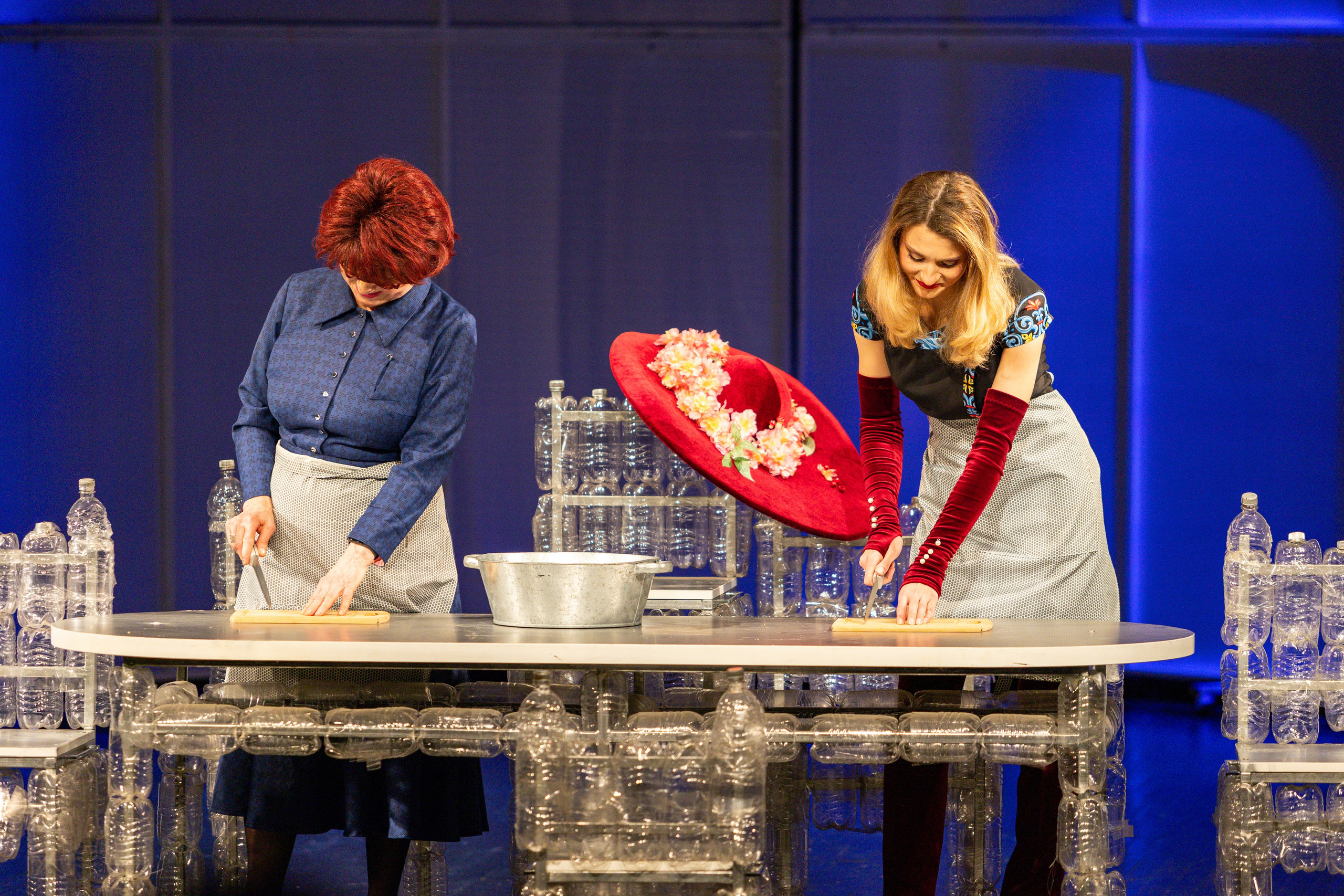 Новый театр «Нобелевская неделя». Профессиональный интерьерный и репортажный фотограф Минск и РБ. Максим Орлов