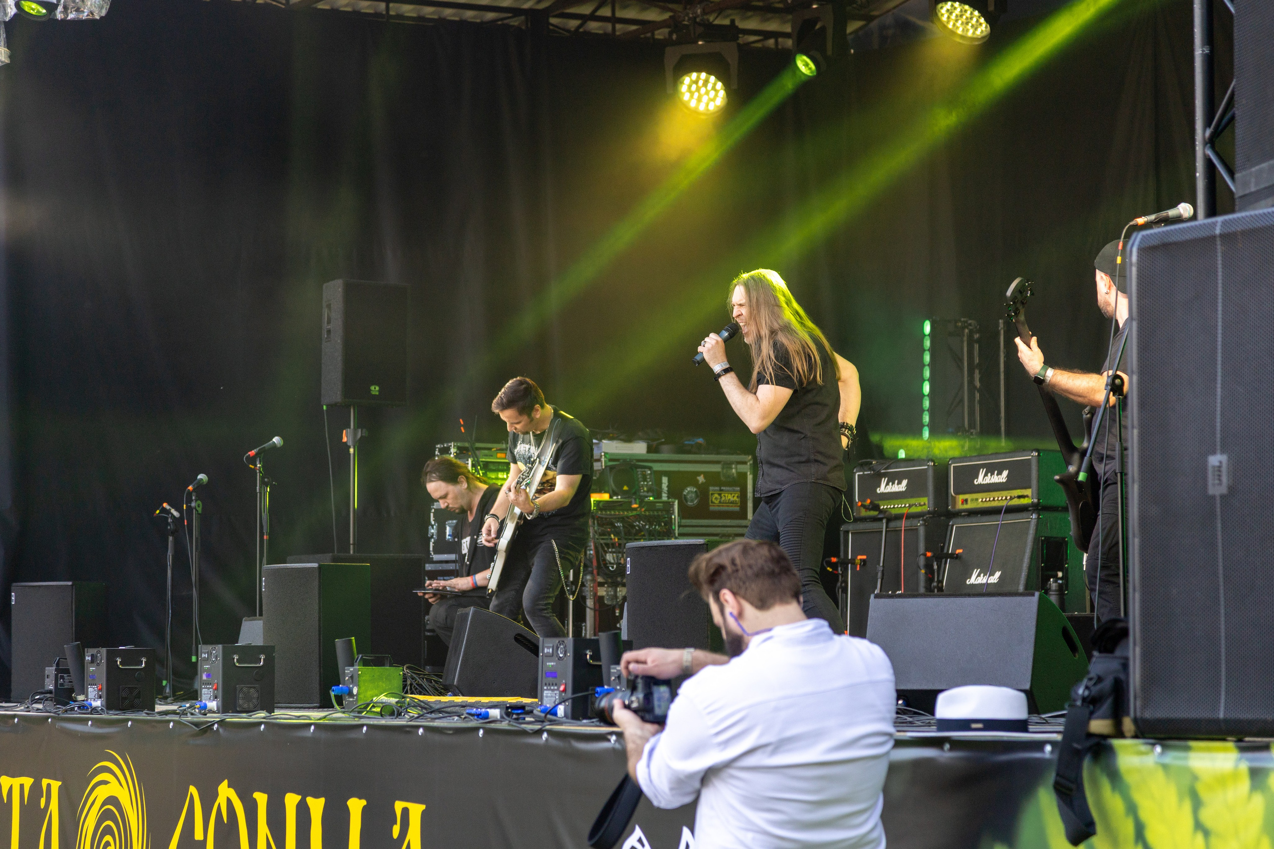 Свята сонца. Профессиональный интерьерный и репортажный фотограф Минск и РБ. Максим Орлов