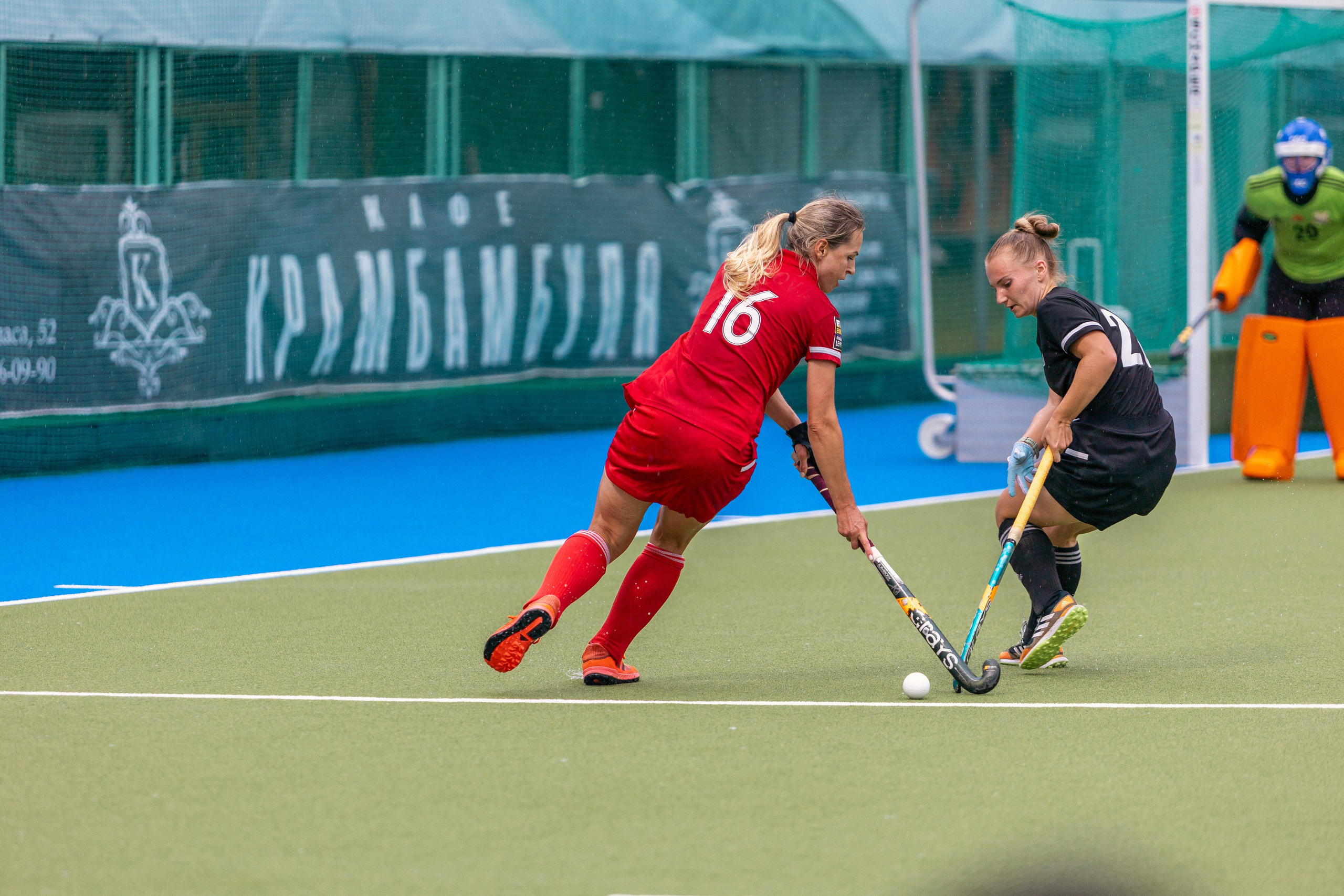 Хоккей на траве. Девушки. ХК Минск — ХК Виктория (Смолевичи) 10.06.2024. Профессиональный интерьерный и репортажный фотограф Минск и РБ. Максим Орлов