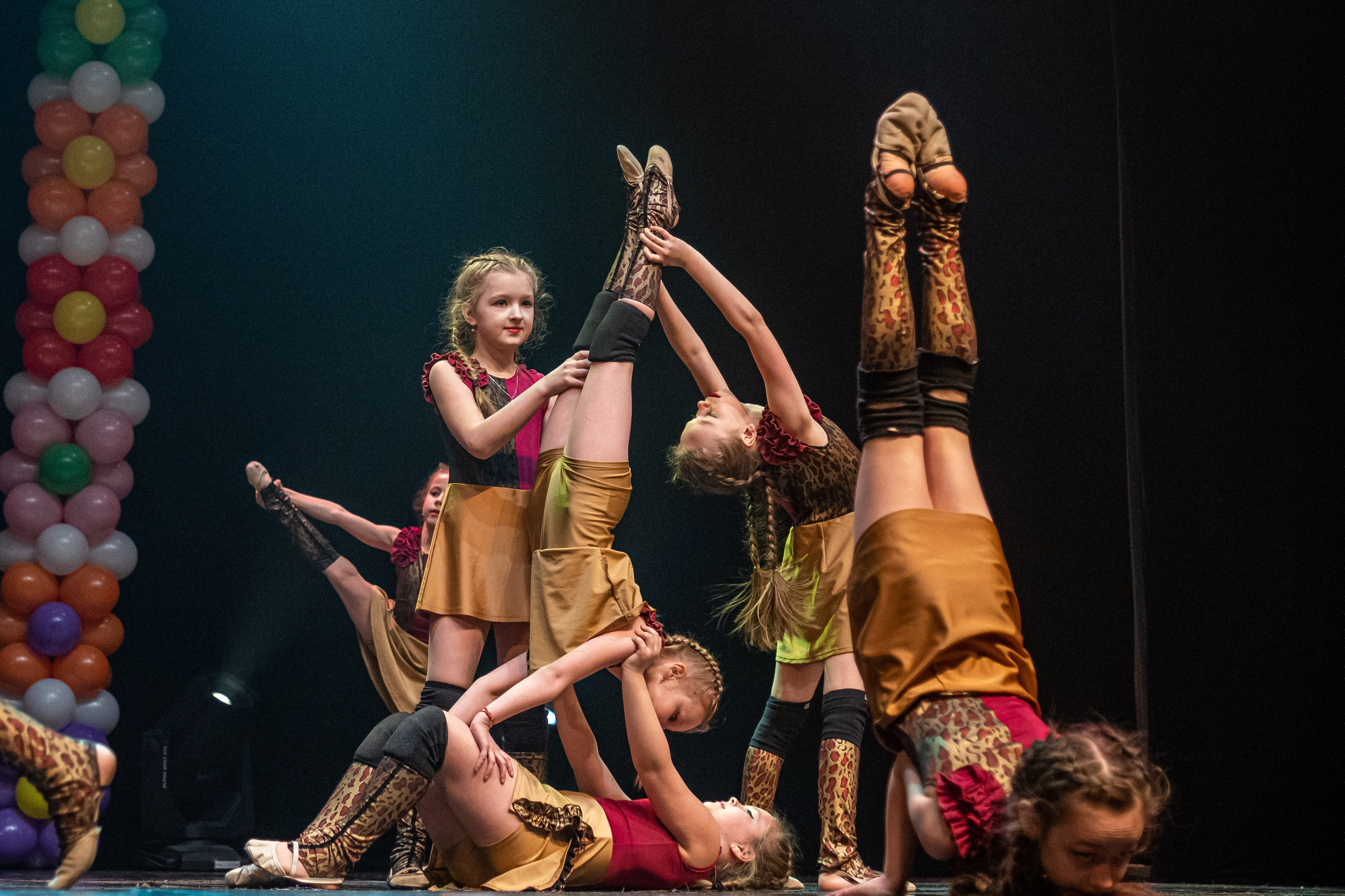 Фестиваль детских танцевальных коллективов. Профессиональный интерьерный и репортажный фотограф Минск и РБ. Максим Орлов