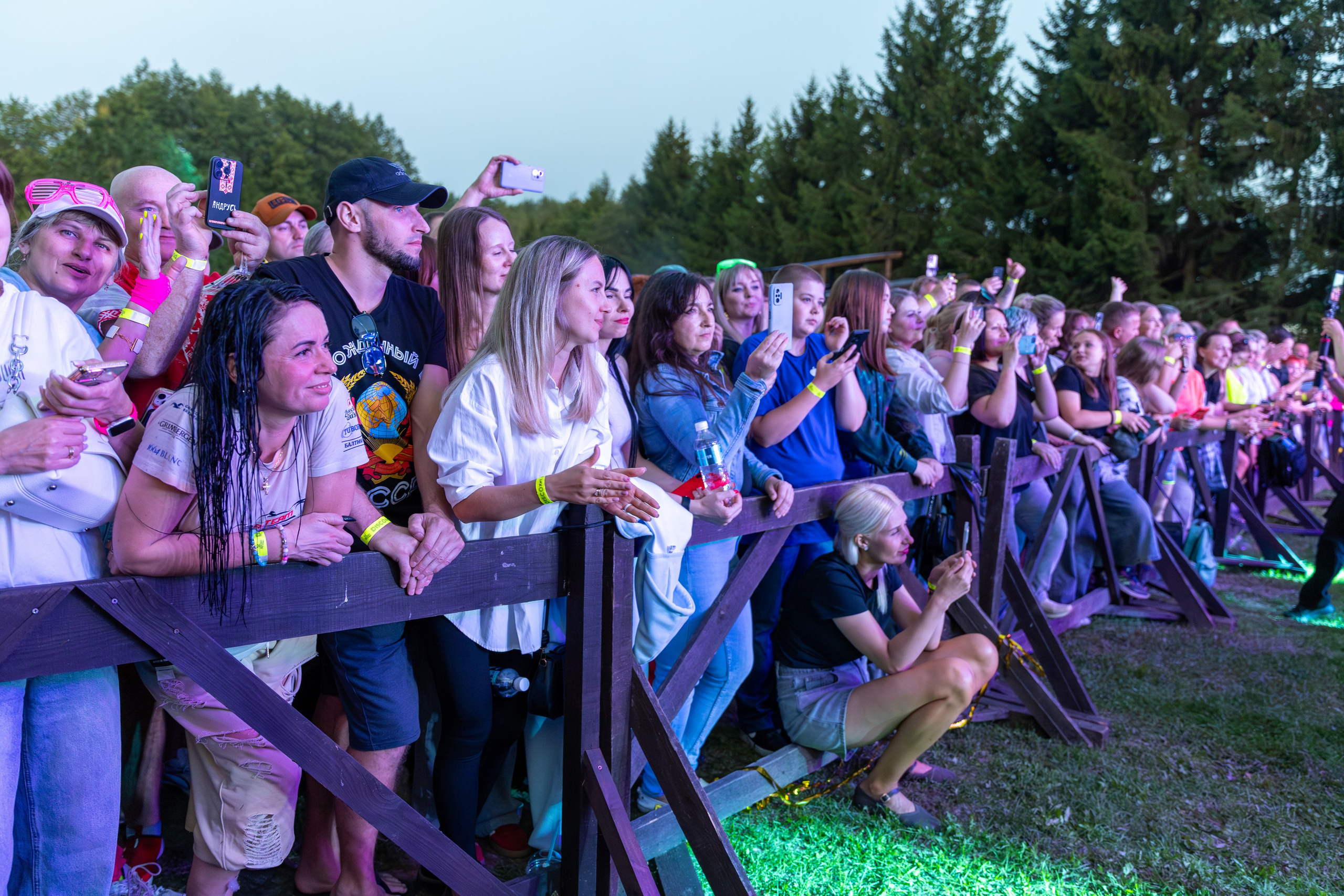 Дискохит. Профессиональный интерьерный и репортажный фотограф Минск и РБ. Максим Орлов