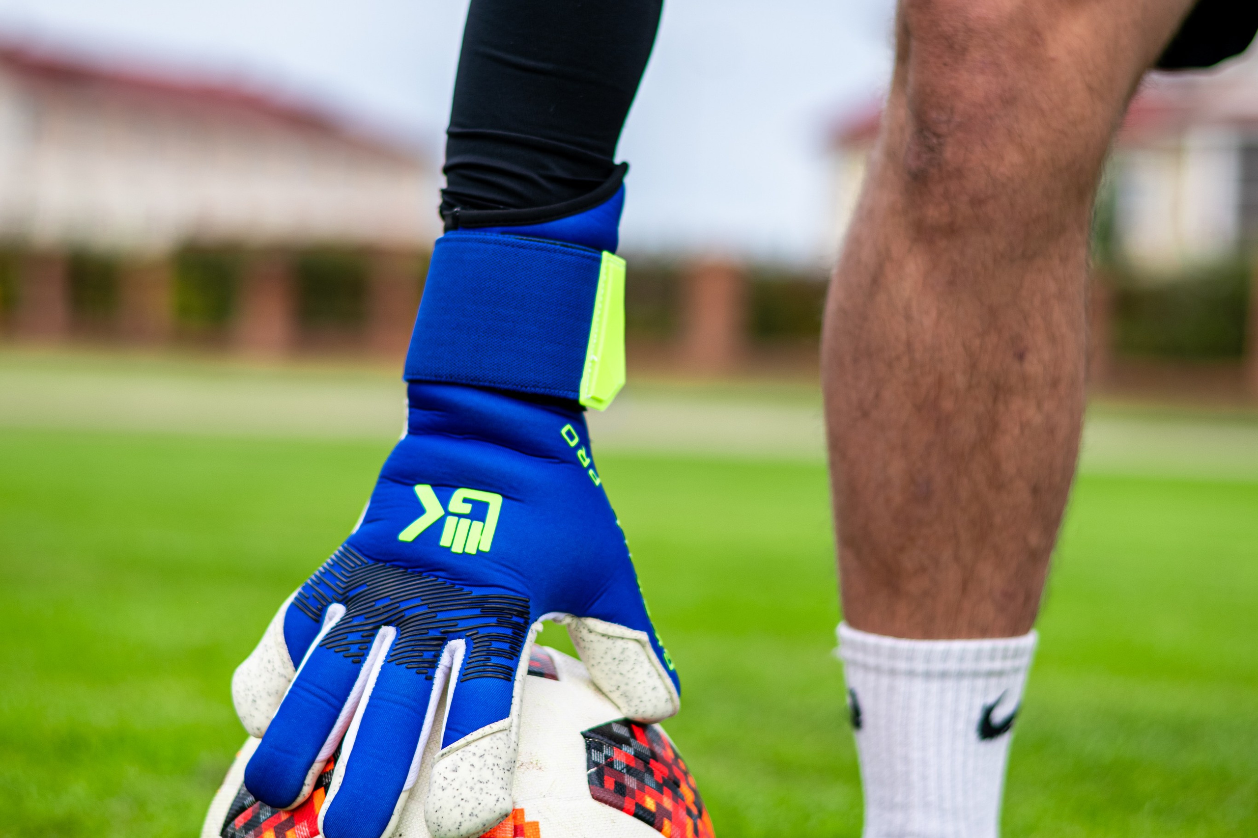 Фото для рекламы вратарских печаток. Профессиональный интерьерный и репортажный фотограф Минск и РБ. Максим Орлов