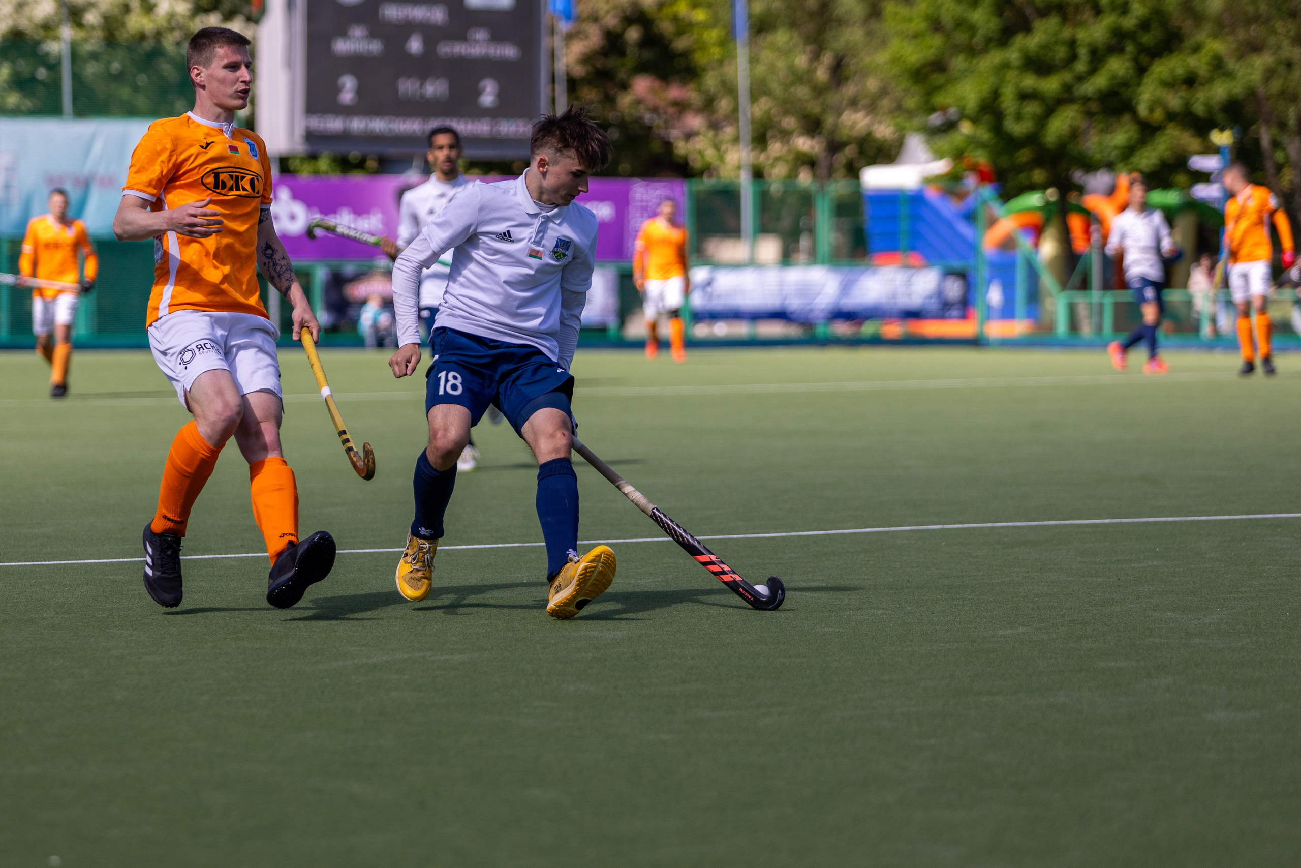 Хоккей на траве. ХК Минск — СК Строитель 12.05.2024. Профессиональный интерьерный и репортажный фотограф Минск и РБ. Максим Орлов