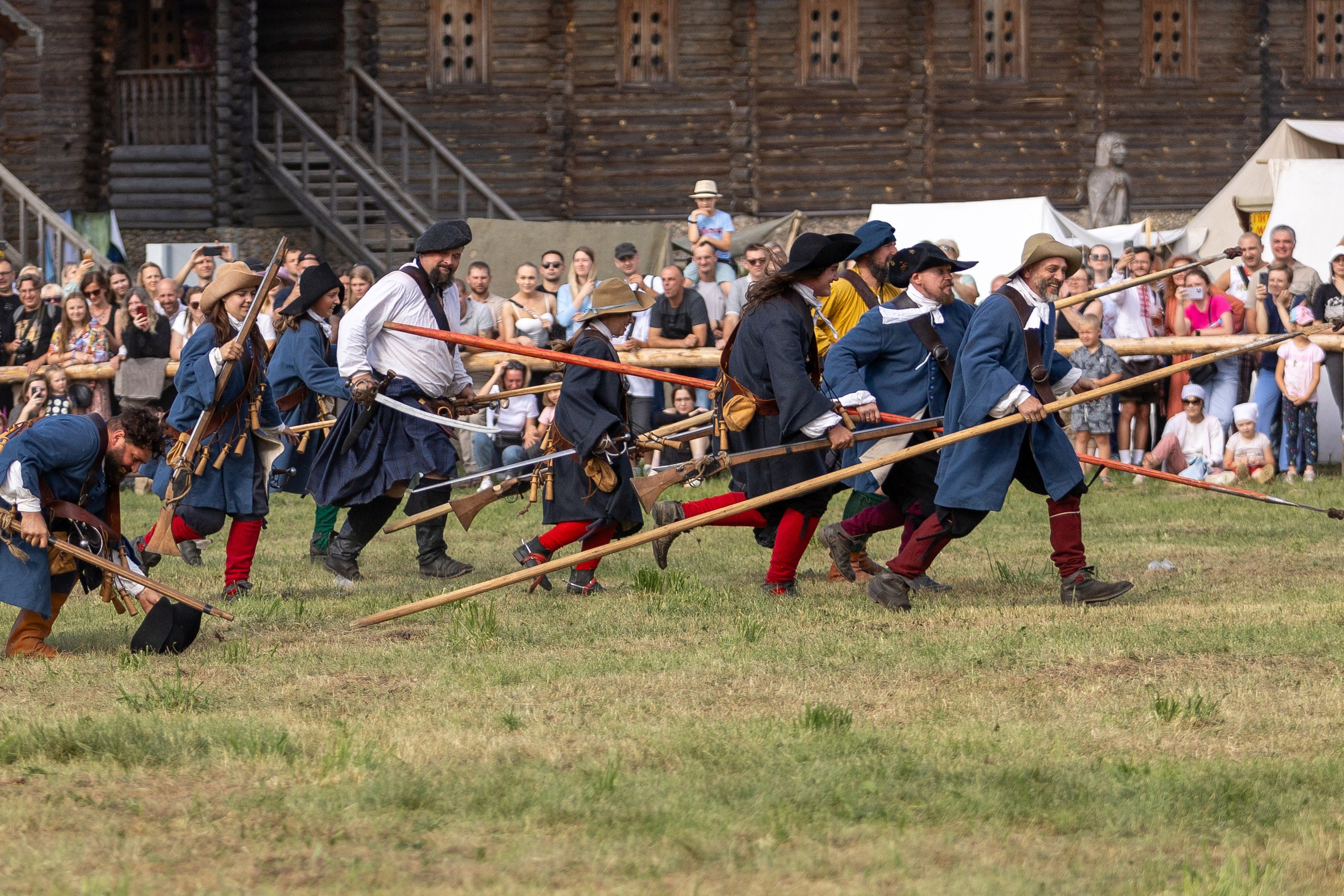 Рыцарский фест. Мстиславль. Профессиональный интерьерный и репортажный фотограф Минск и РБ. Максим Орлов