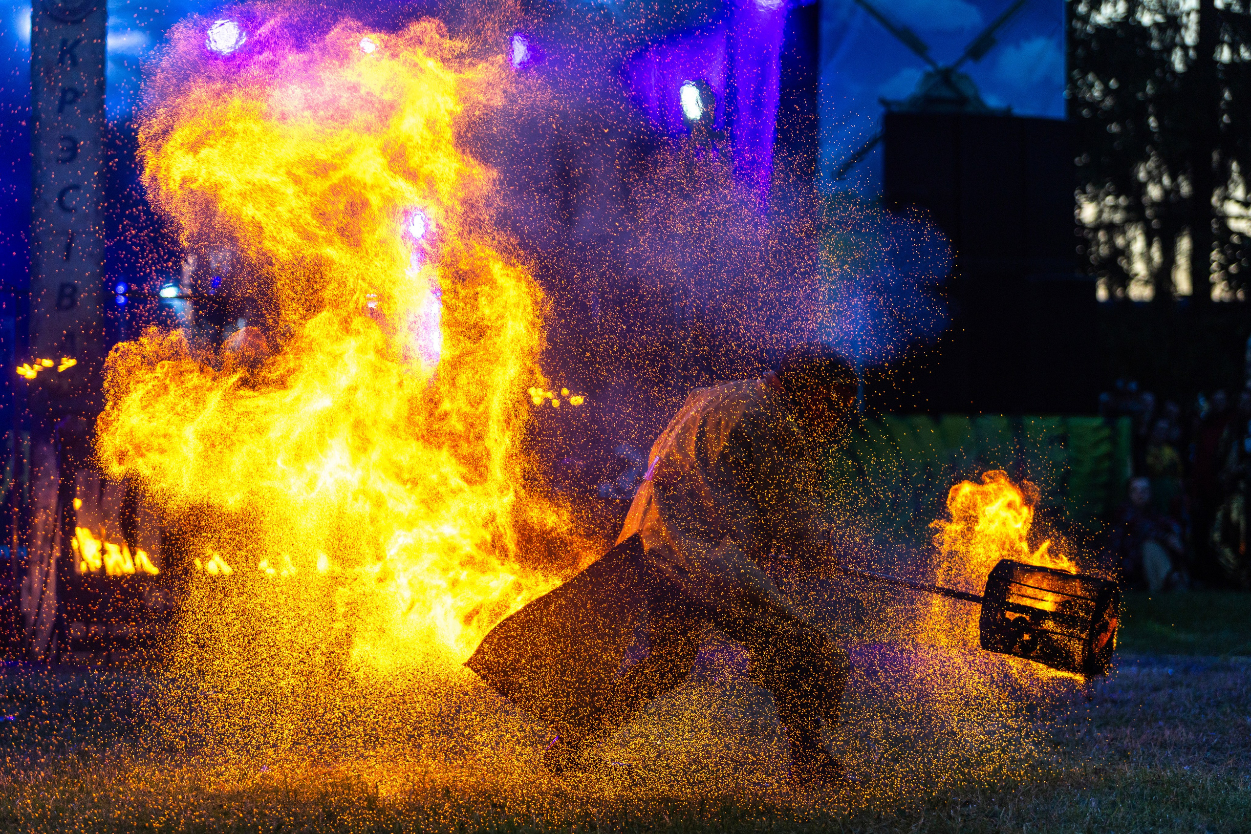 Свята сонца. Профессиональный интерьерный и репортажный фотограф Минск и РБ. Максим Орлов