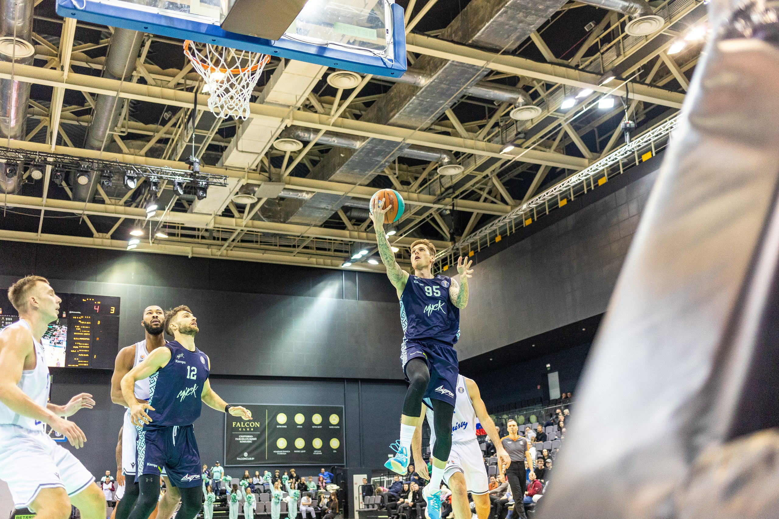 Баскетбол. Лучшие кадры. Минск — Енисей. 11.12.2023. Профессиональный интерьерный и репортажный фотограф Минск и РБ. Максим Орлов