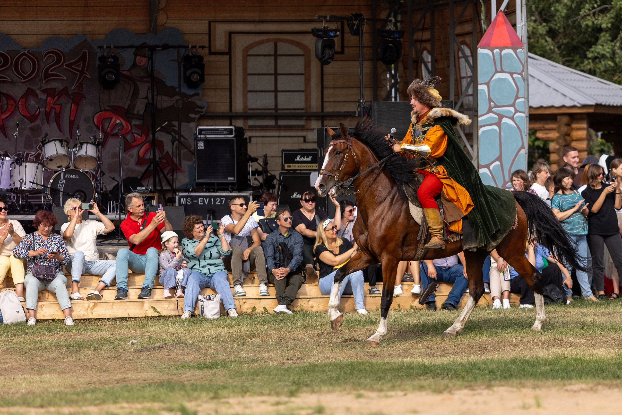Рыцарский фест. Мстиславль. Профессиональный интерьерный и репортажный фотограф Минск и РБ. Максим Орлов
