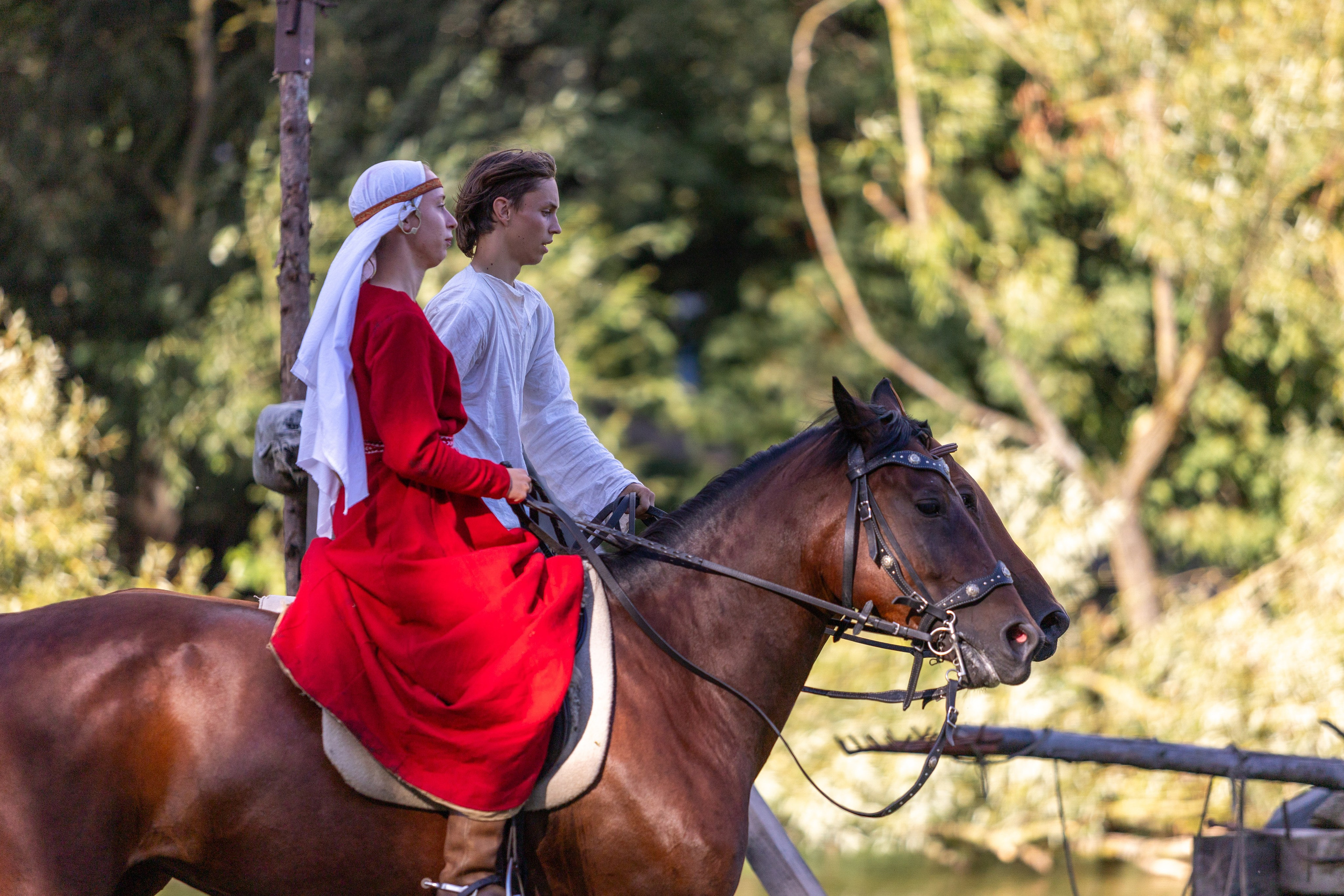Ежегодный фестиваль средневековья в Дукоре. Профессиональный интерьерный и репортажный фотограф Минск и РБ. Максим Орлов
