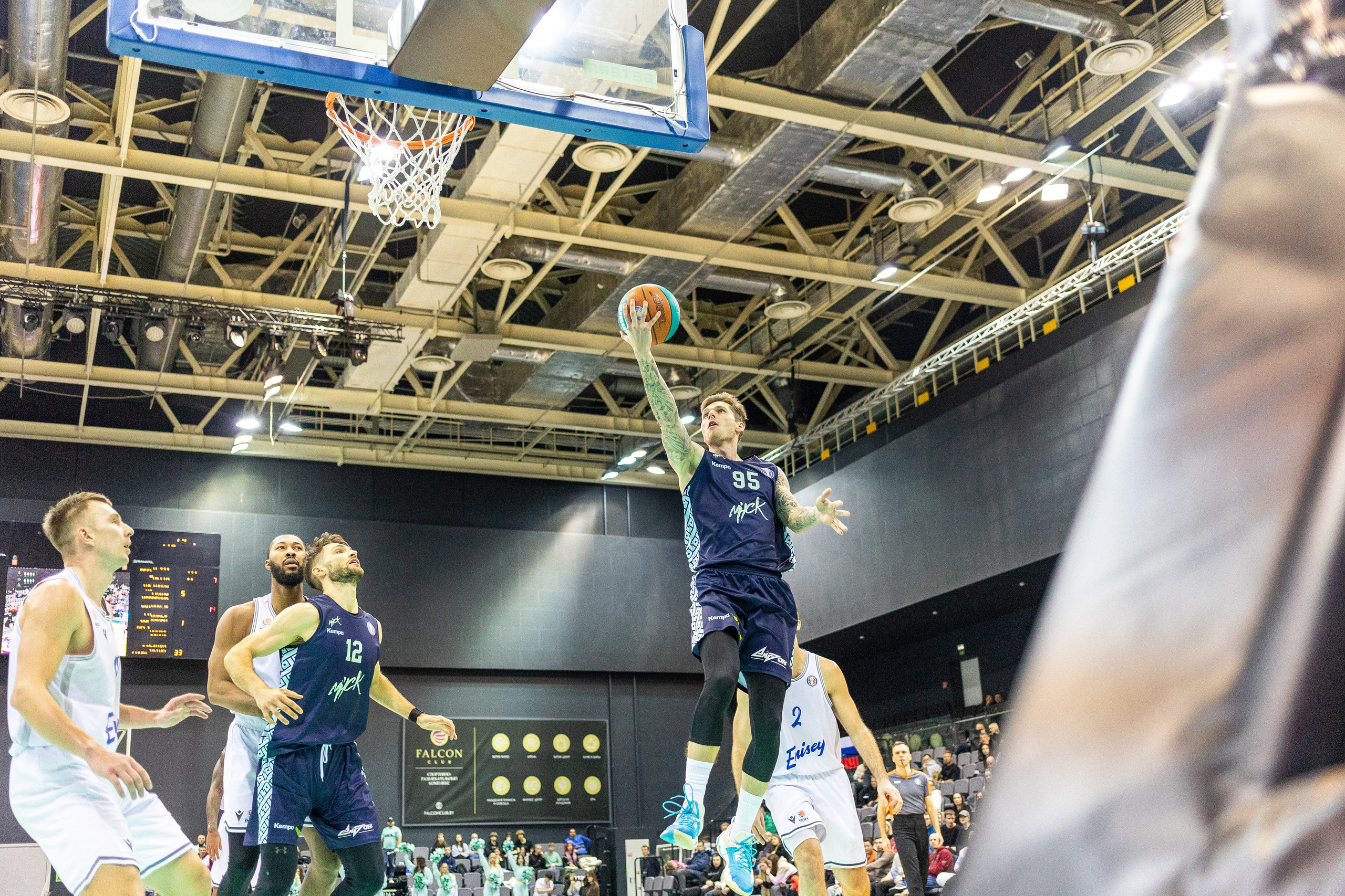 Баскетбол. Лучшие кадры. Минск — Енисей. 11.12.2023. Профессиональный интерьерный и репортажный фотограф Минск и РБ. Максим Орлов