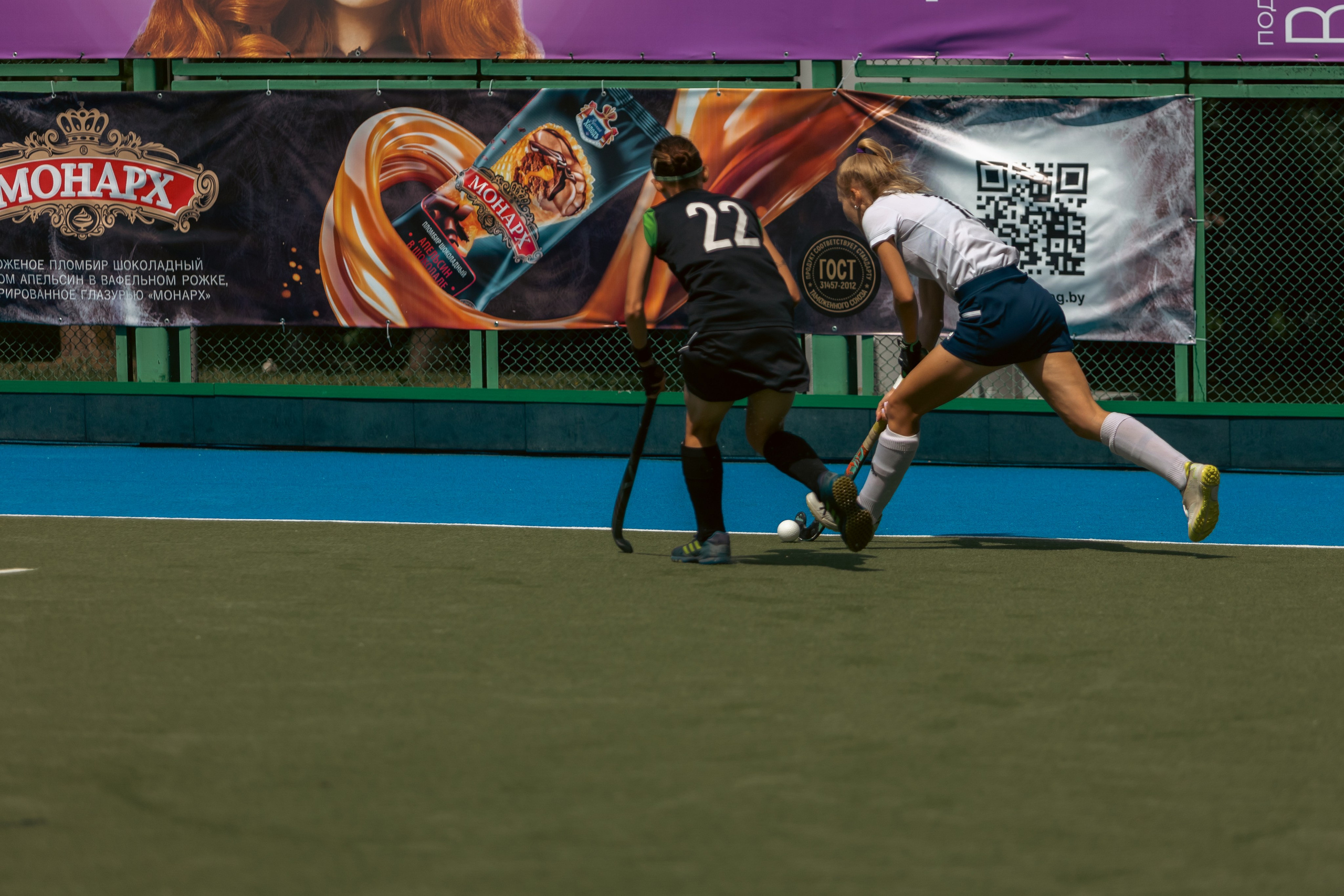 Хоккей на траве. Девушки. Минск — Текстильщик 29.052024. Профессиональный интерьерный и репортажный фотограф Минск и РБ. Максим Орлов