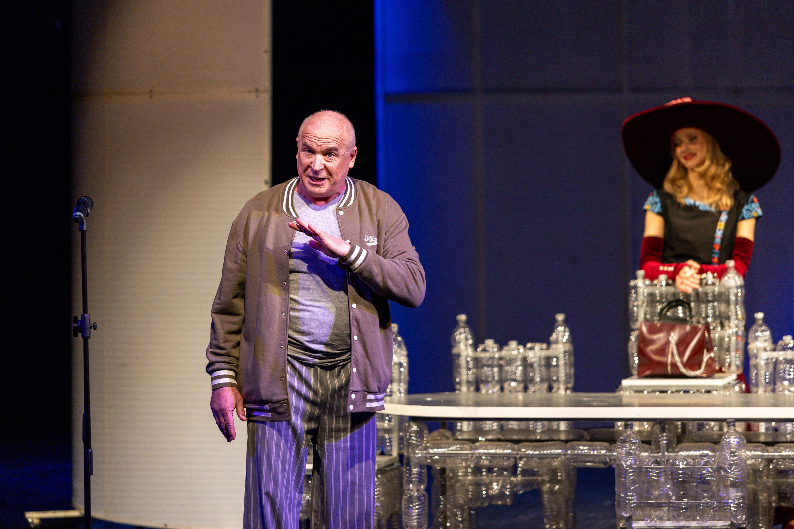 Новый театр «Нобелевская неделя». Профессиональный интерьерный и репортажный фотограф Минск и РБ. Максим Орлов