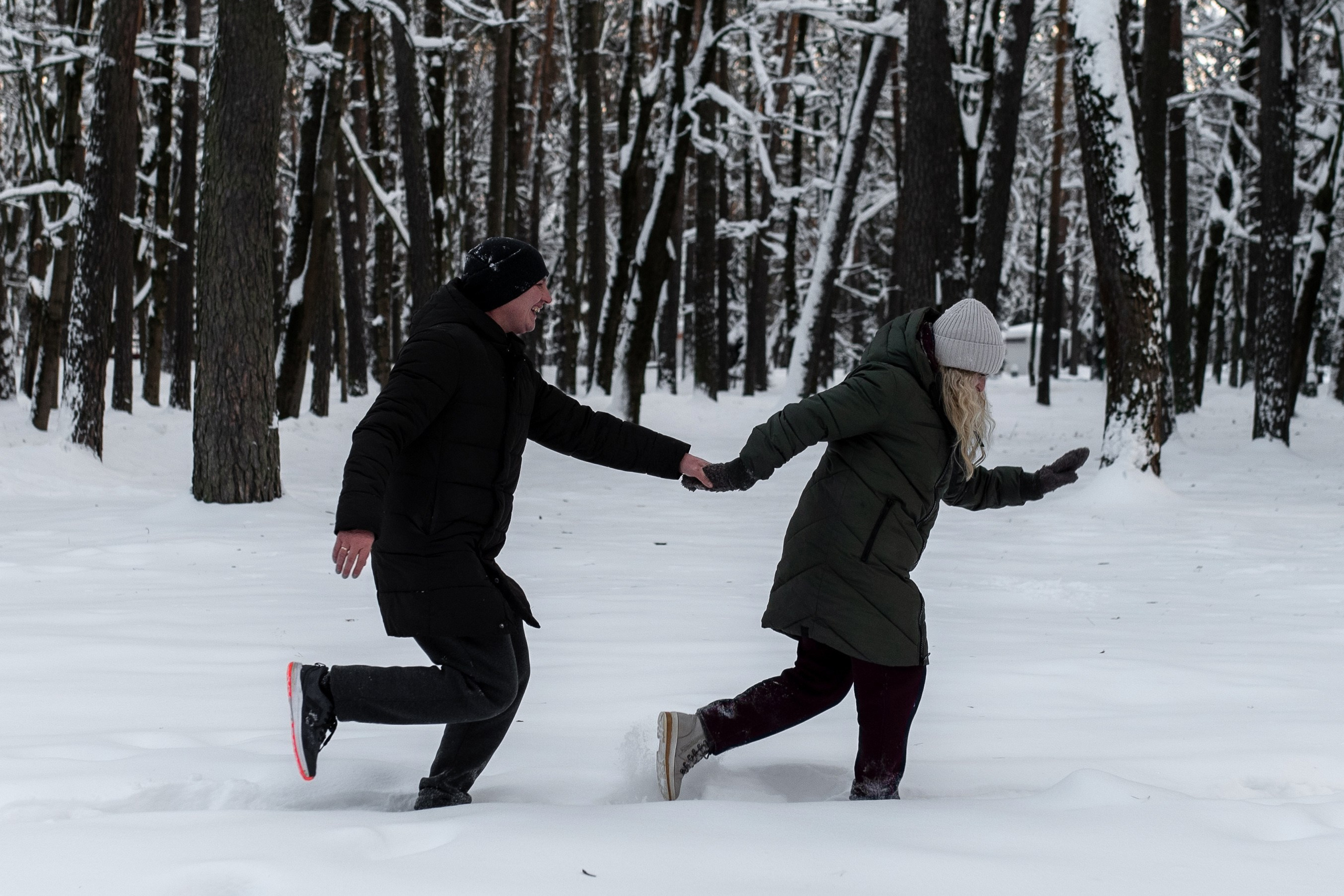 Сергей с семьей (в парке). Профессиональный интерьерный и репортажный фотограф Минск и РБ. Максим Орлов
