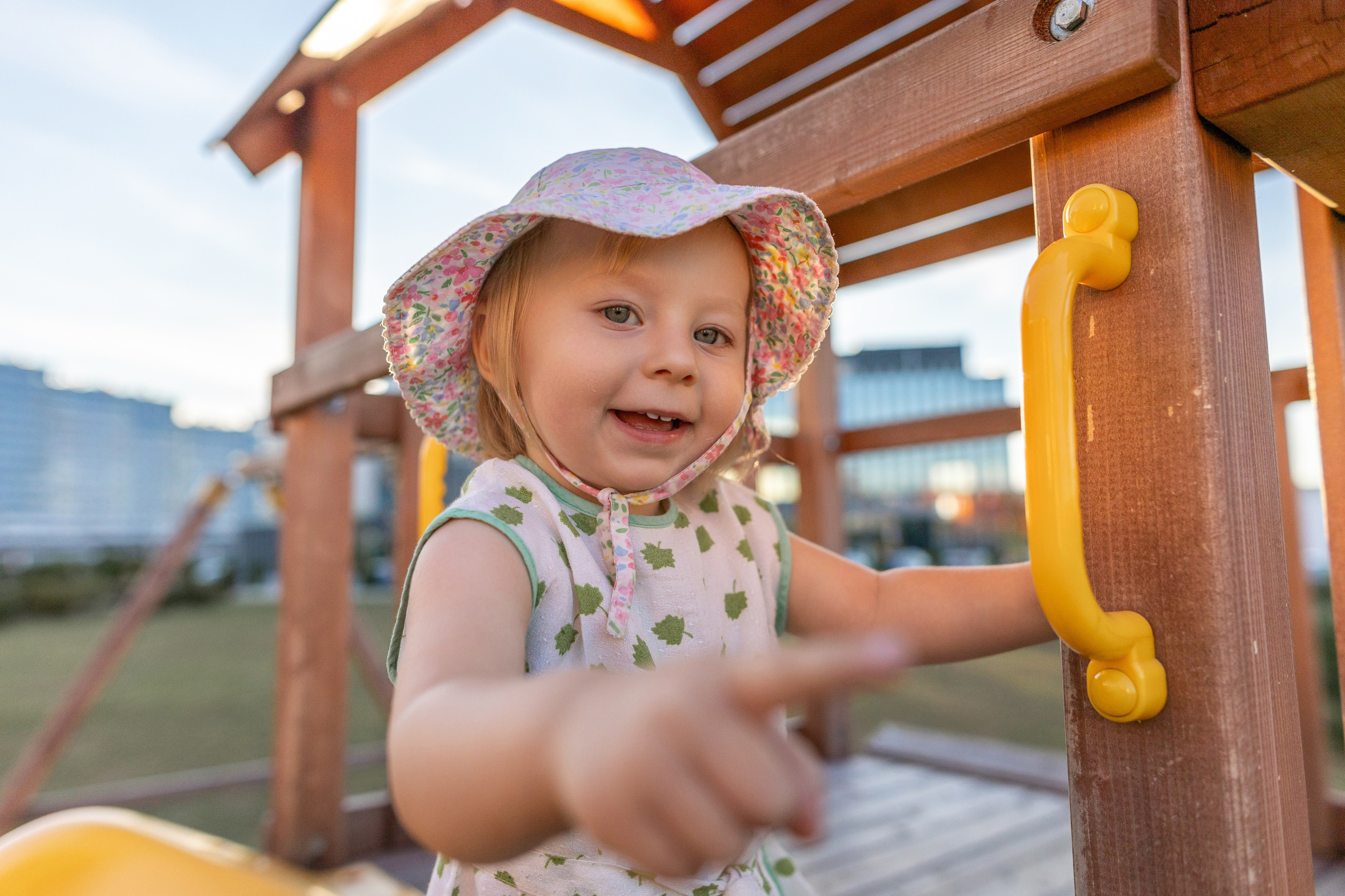 Детская живая фотосессия. Профессиональный интерьерный и репортажный фотограф Минск и РБ. Максим Орлов